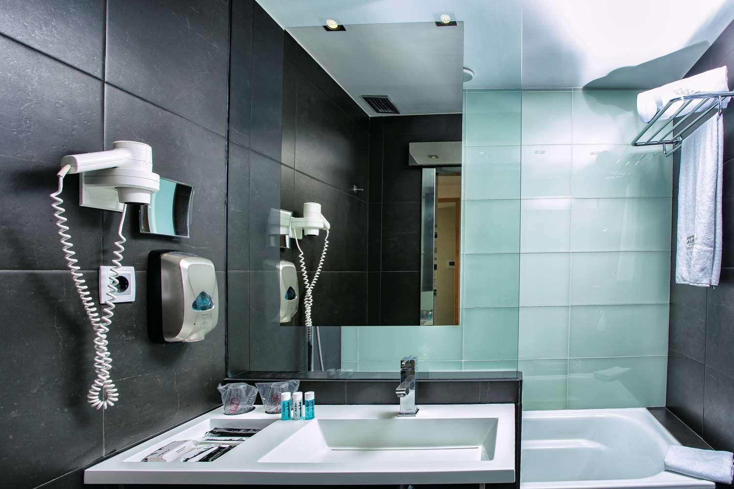 Best Western Plus Alfa Hotel Aeropuerto