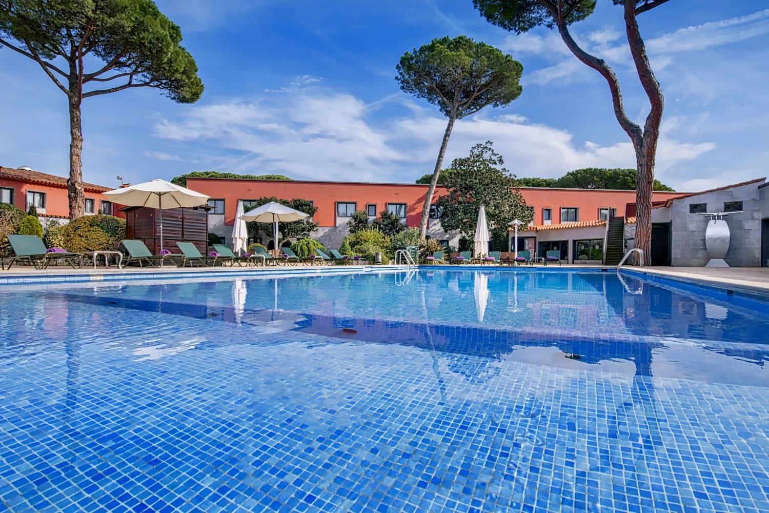 Salles Hotel Aeroport de Girona