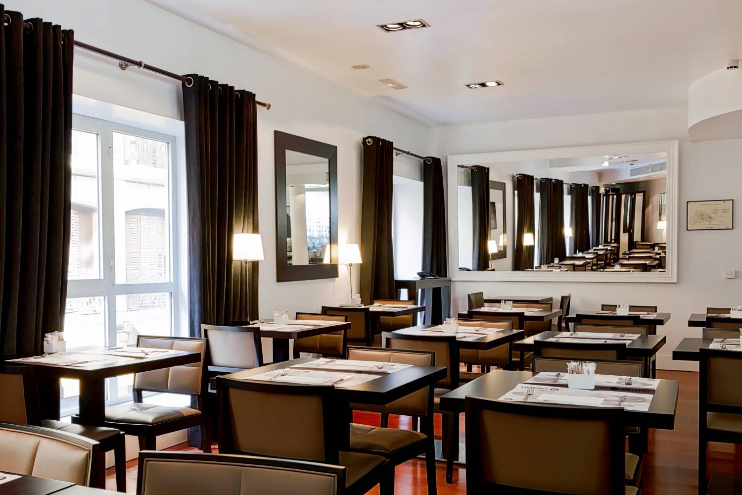 Hotel Quatro Puerta Del Sol