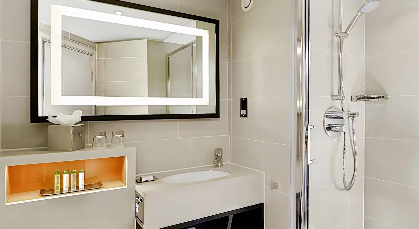 DoubleTree by Hilton London - Ealing