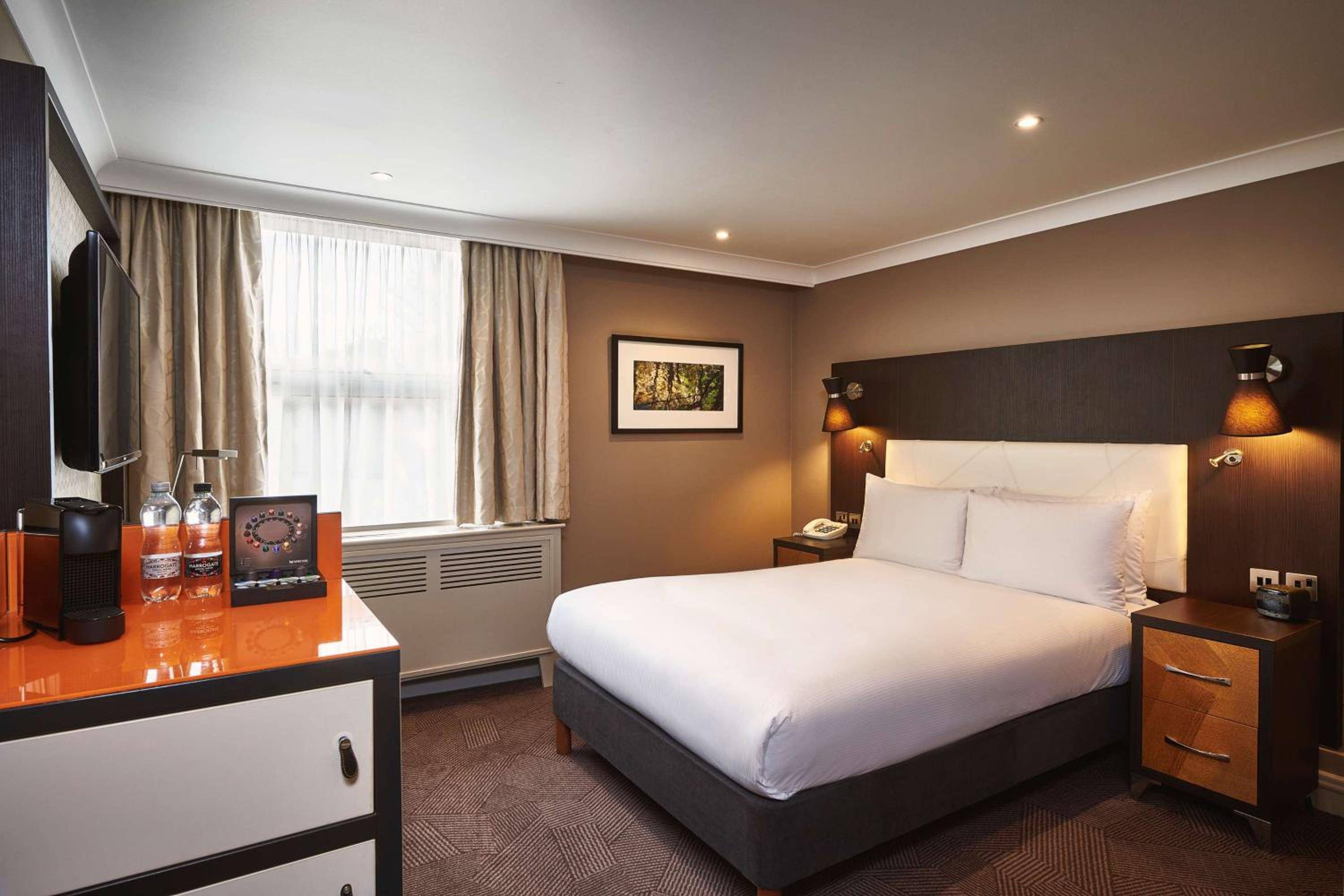 DoubleTree by Hilton London - Ealing