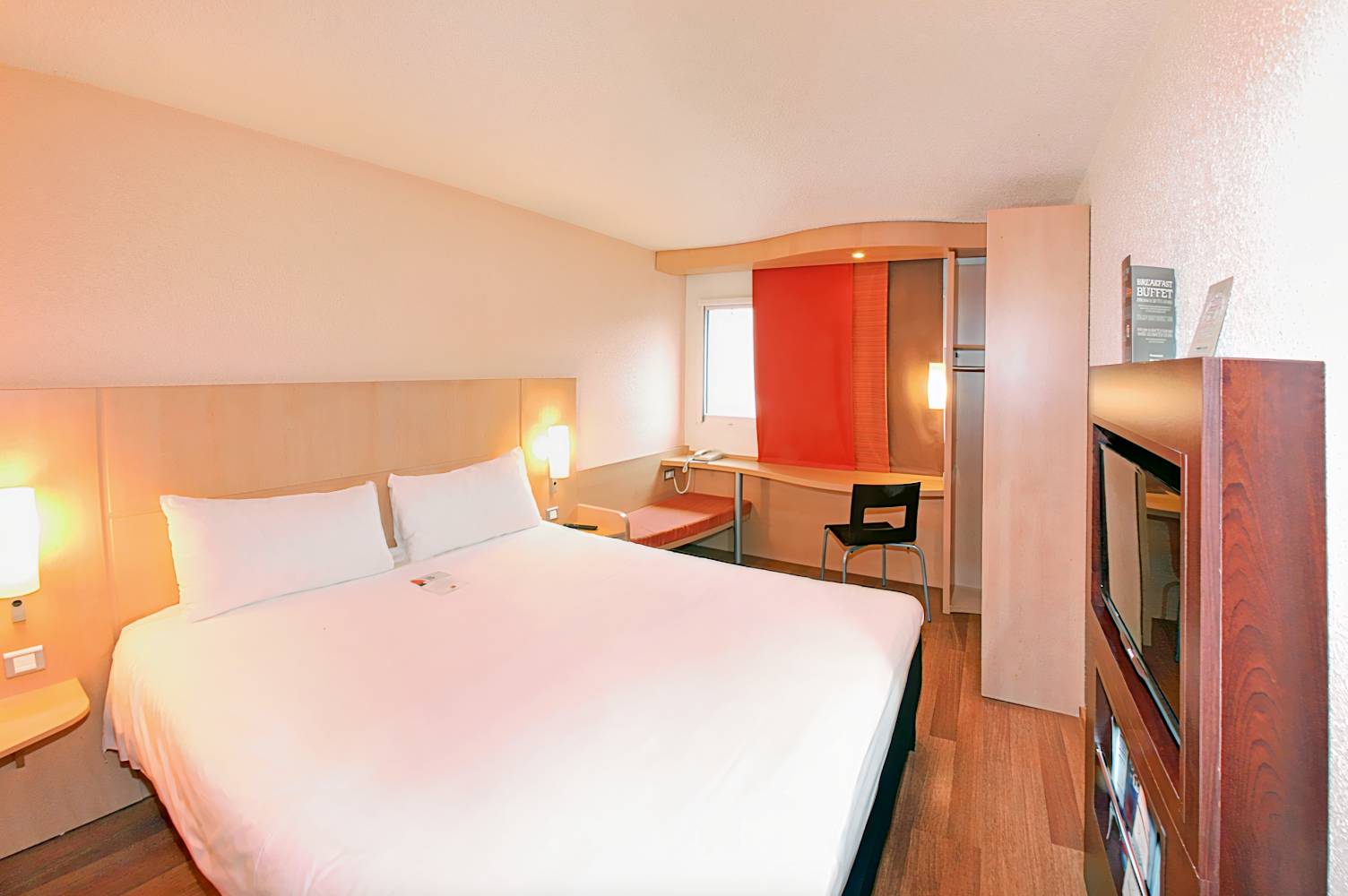 ibis Poitiers South