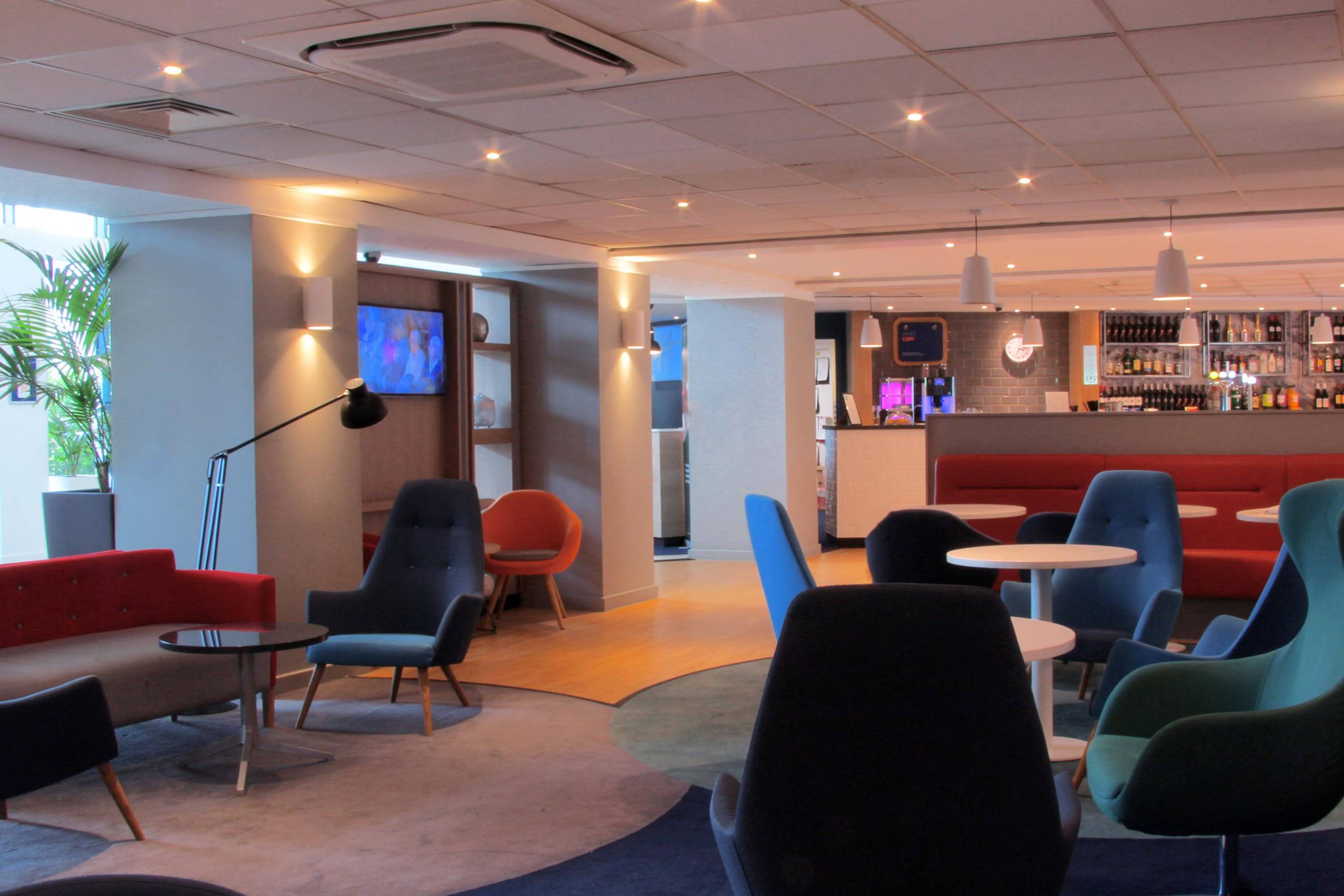 Holiday Inn Express, London Stansted Airport