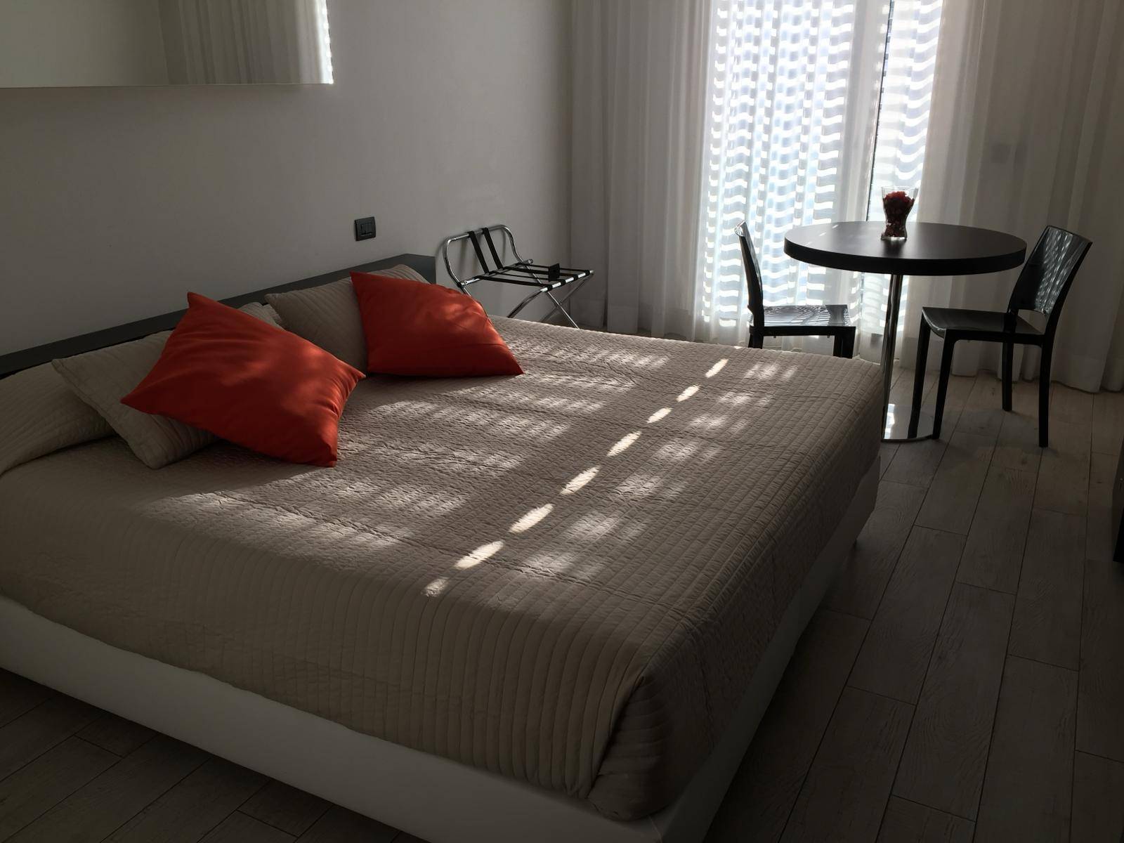 Blue Shades ApartHotel