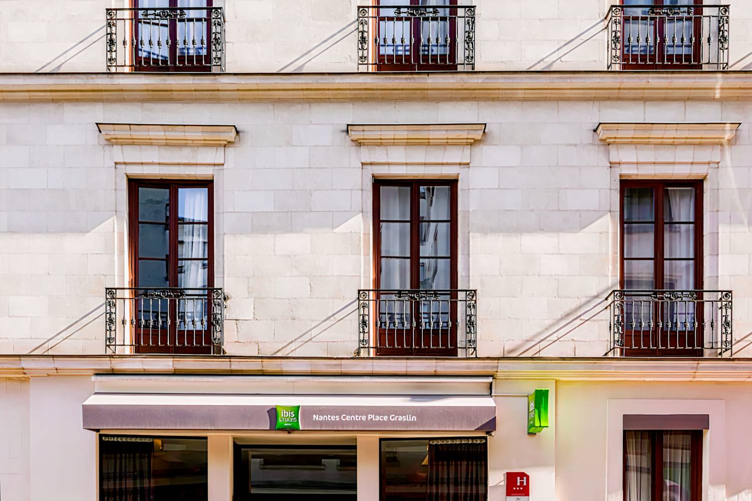 ibis Styles Nantes Centre Place Graslin