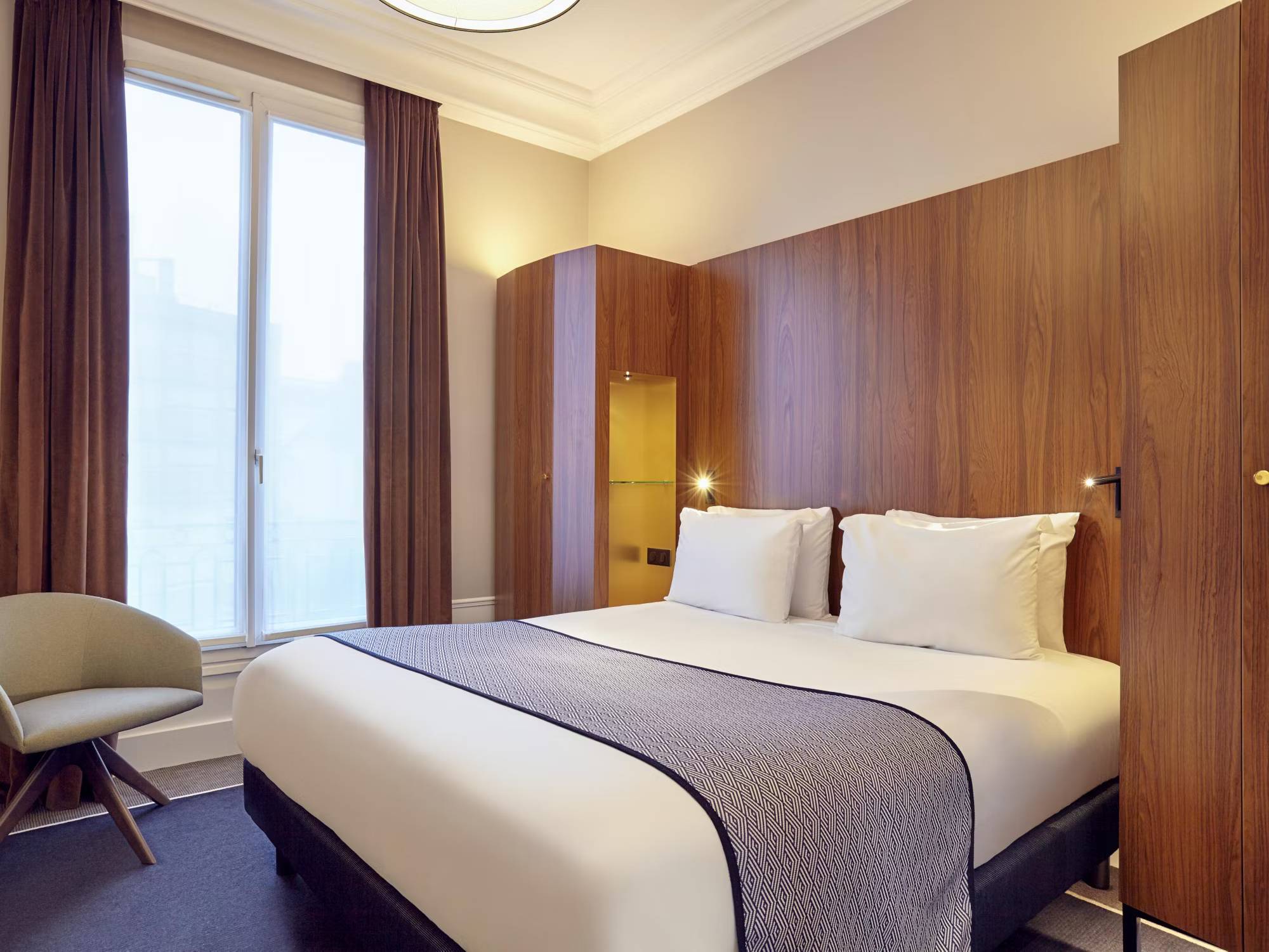 Holiday Inn Paris - Gare de Lyon Bastille, an IHG Hotel