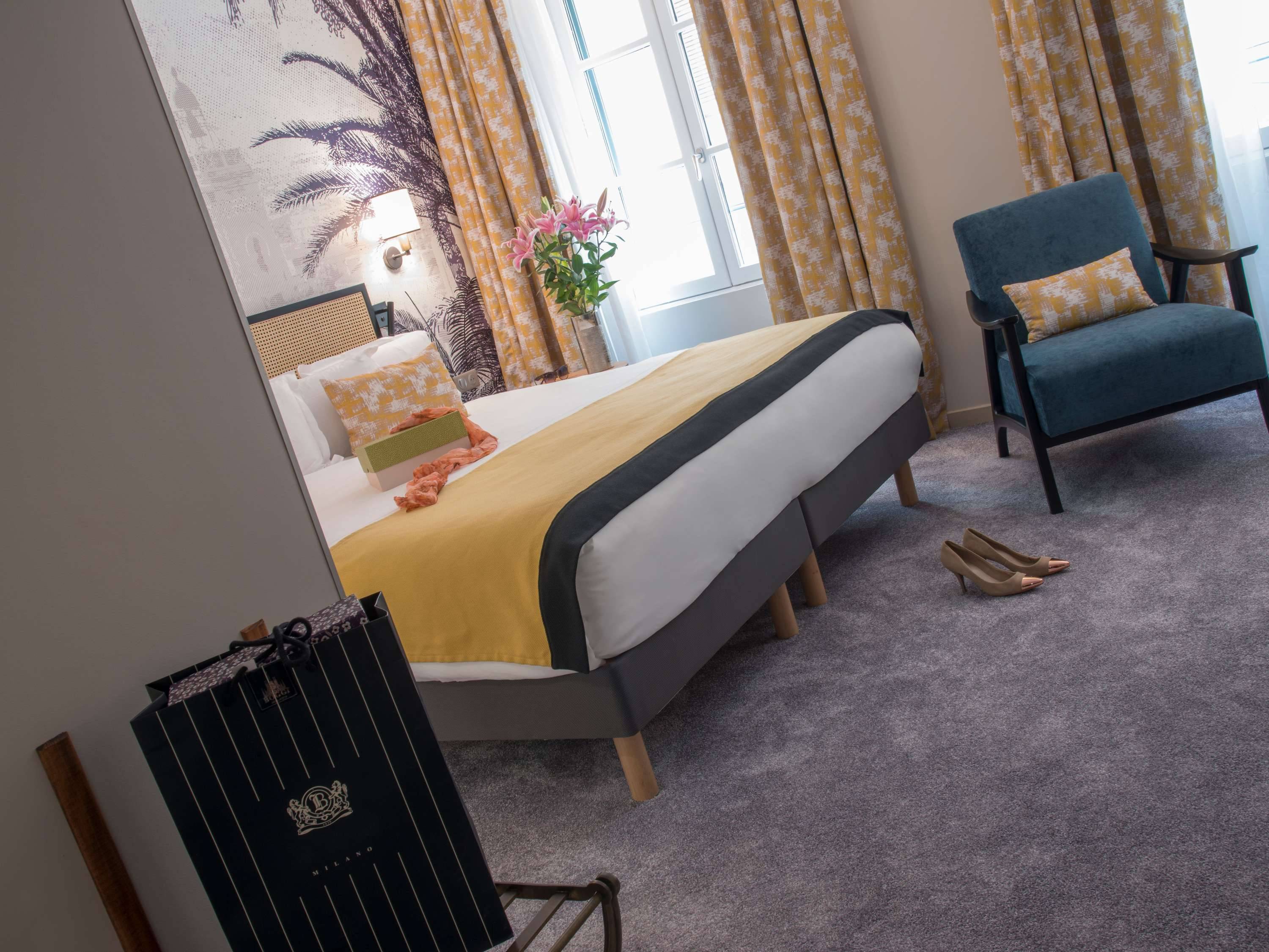 Mercure Nice Marche aux Fleurs Hotel