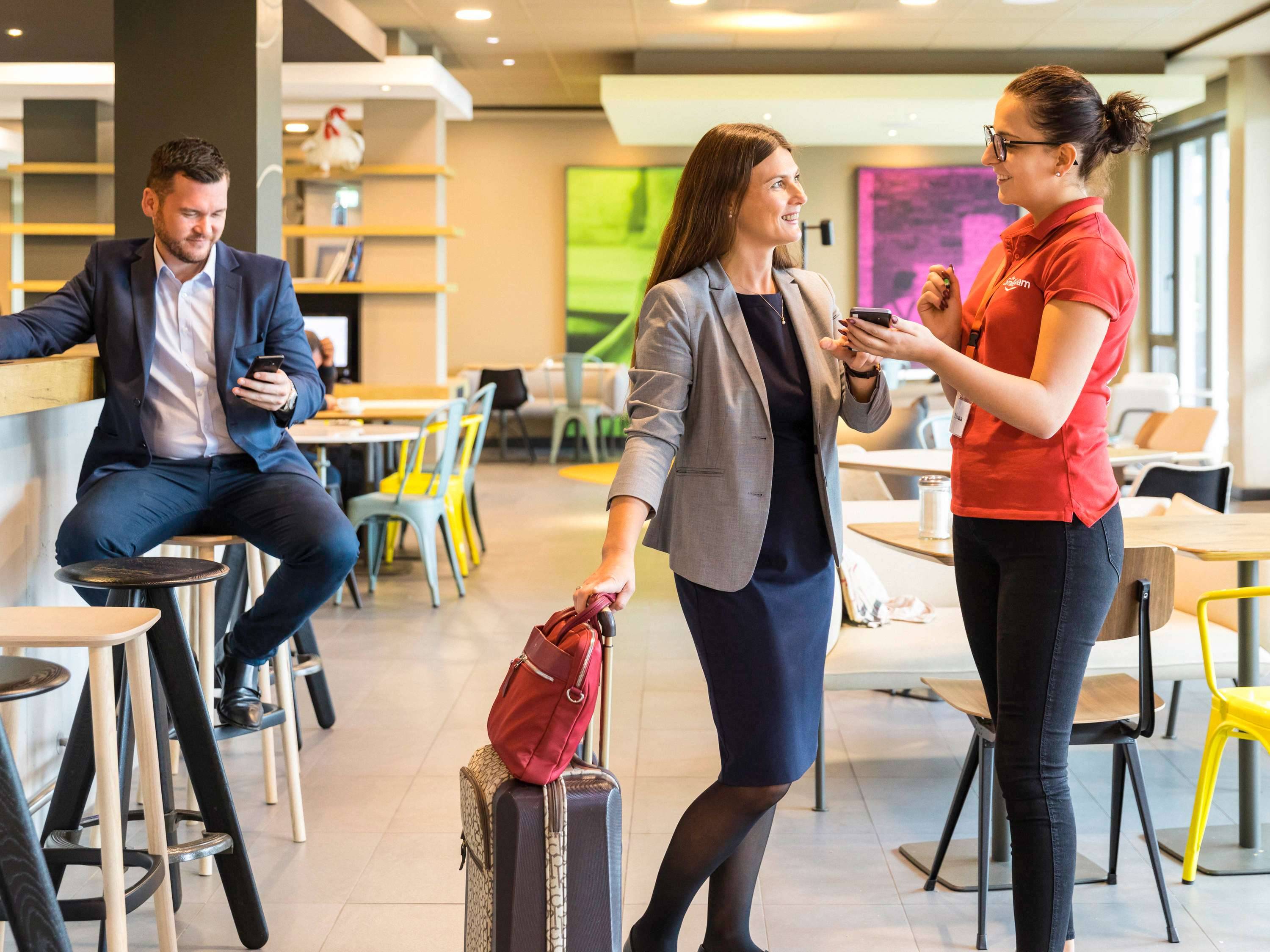 ibis Zurich Messe Airport