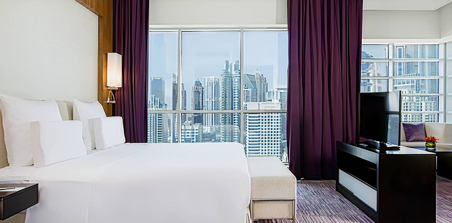 Pullman Dubai Jumeirah Lakes Towers - Hotel & Residence