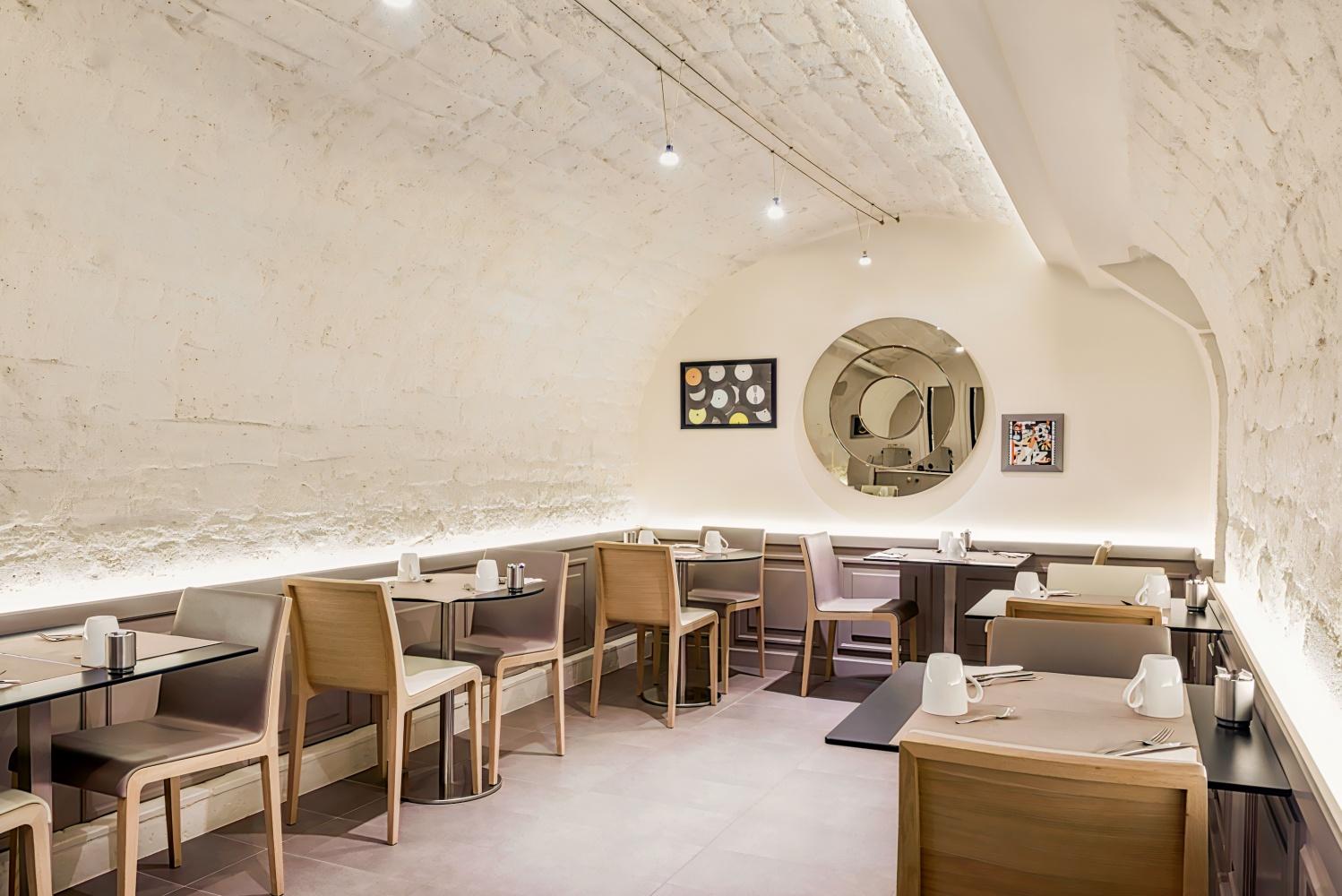 Mercure Paris Opera Grands Boulevards Hotel