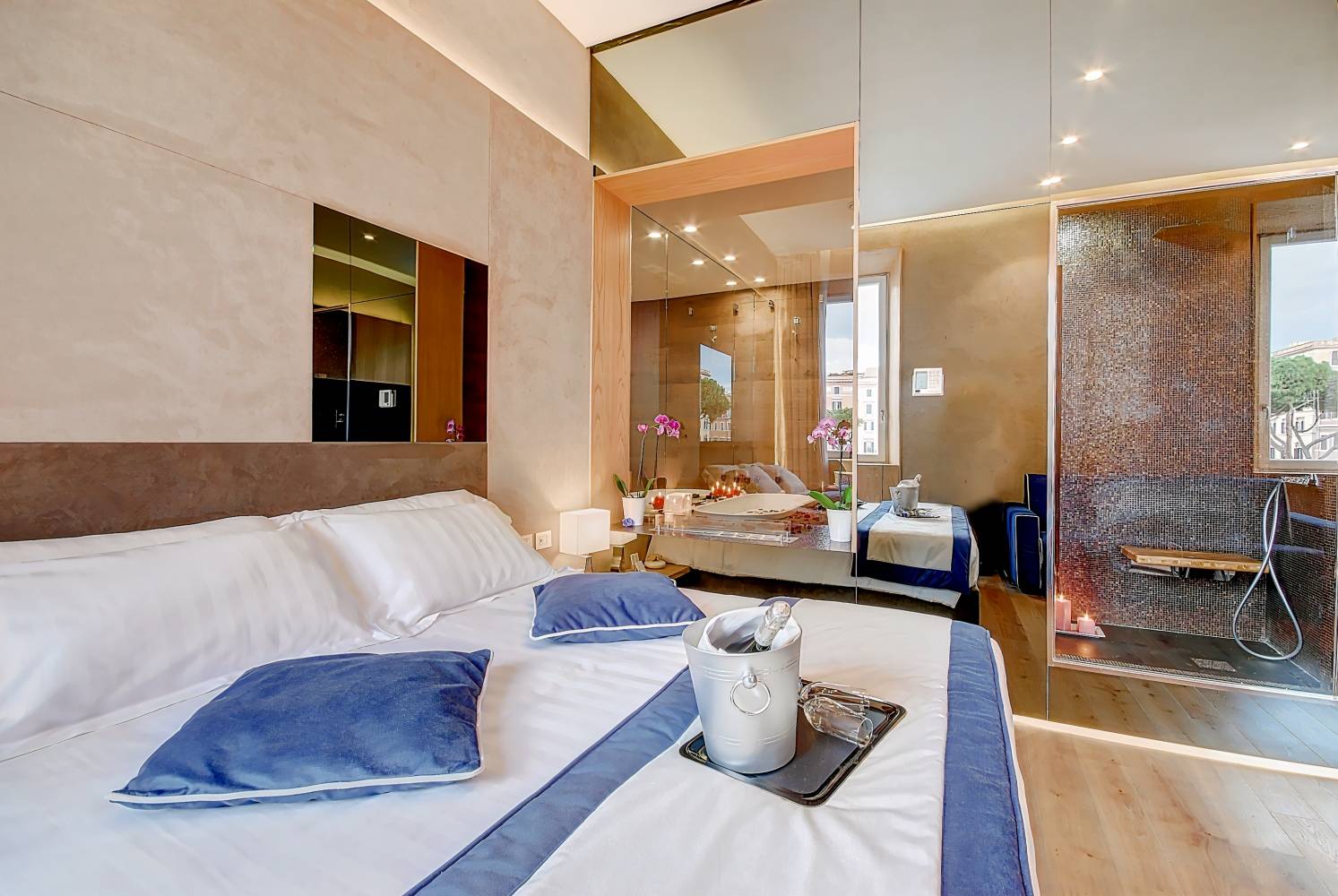 Sun Suite Luxury Pantheon