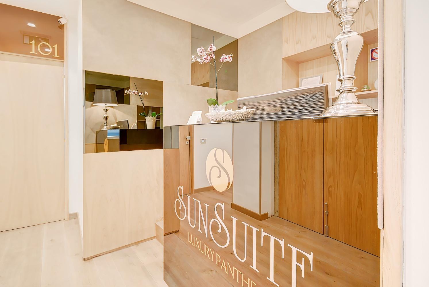 Sun Suite Luxury Pantheon