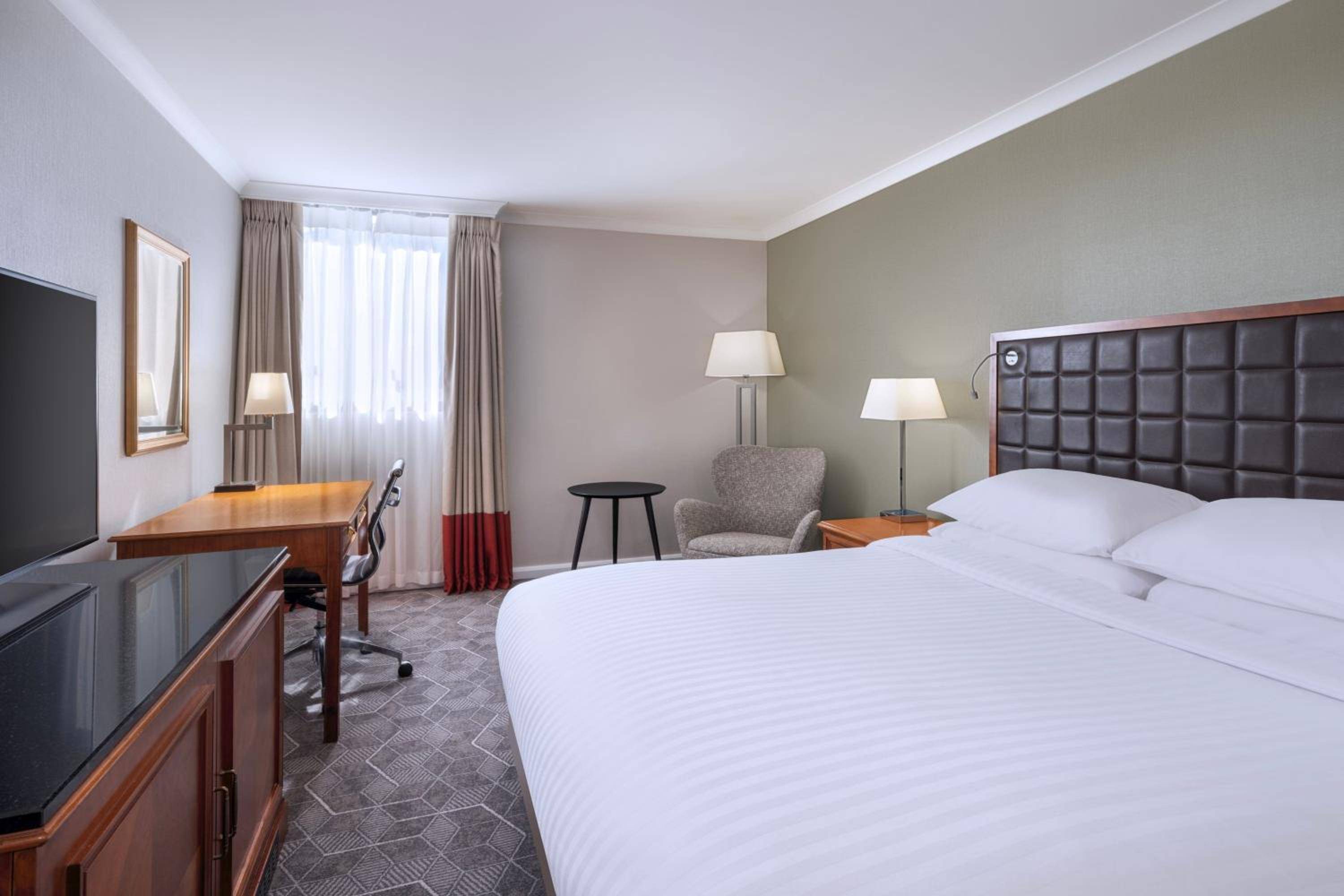 Delta Hotels by Marriott Edinburgh