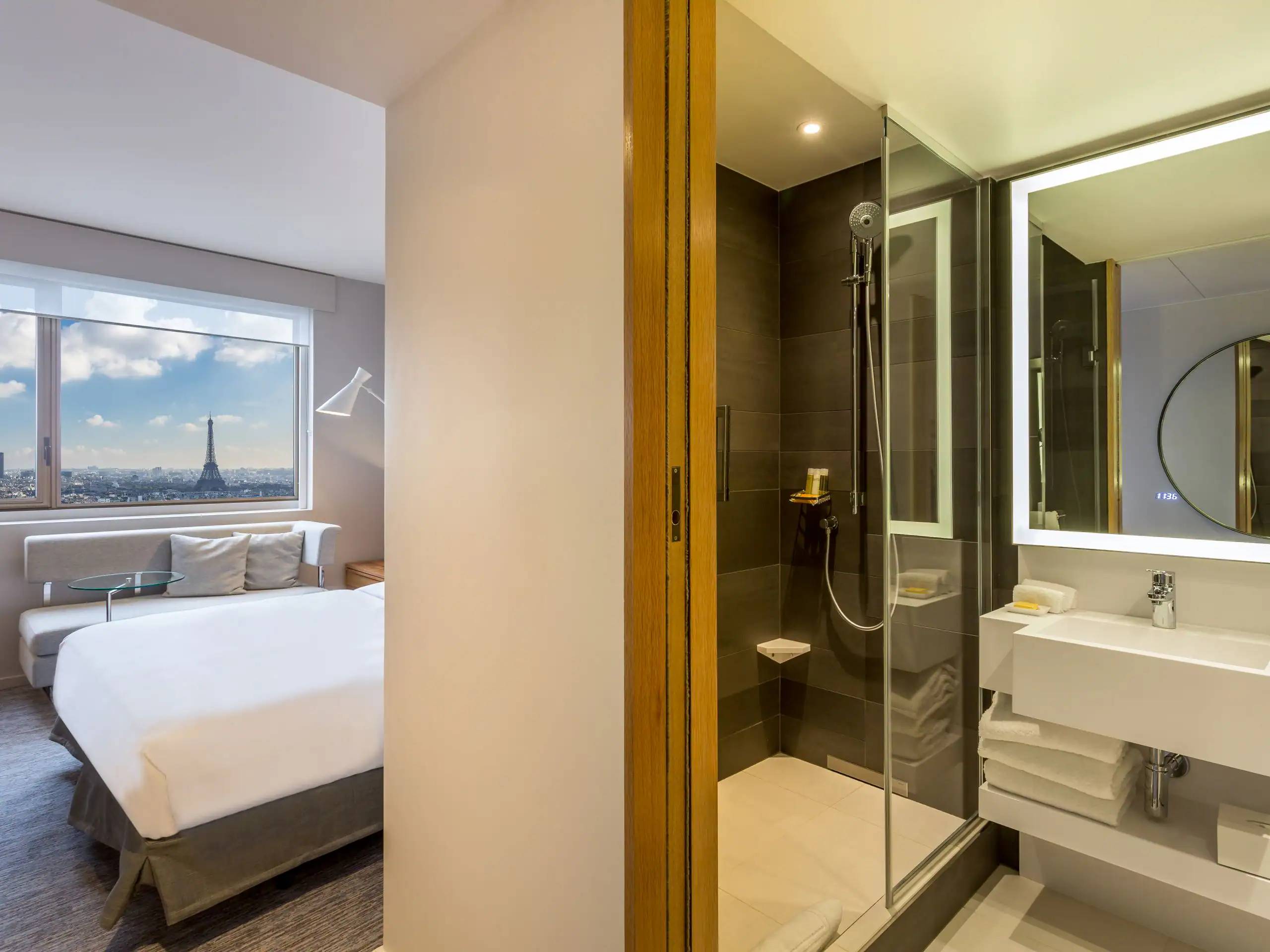 Hyatt Regency Paris Etoile