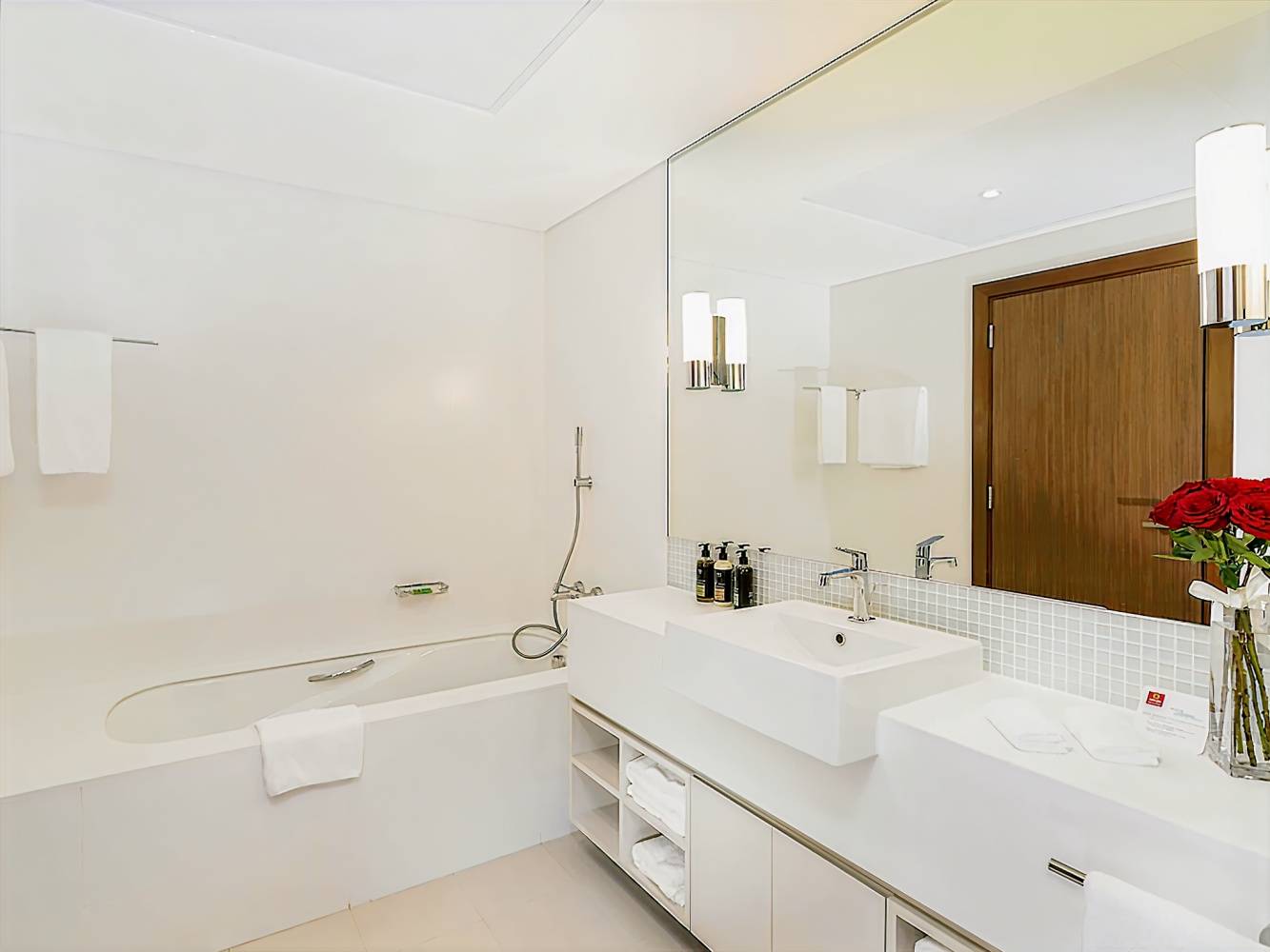 Adagio Abu Dhabi Al Bustan