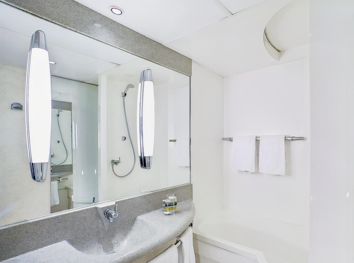 Novotel Lyon Nord Porte de Lyon