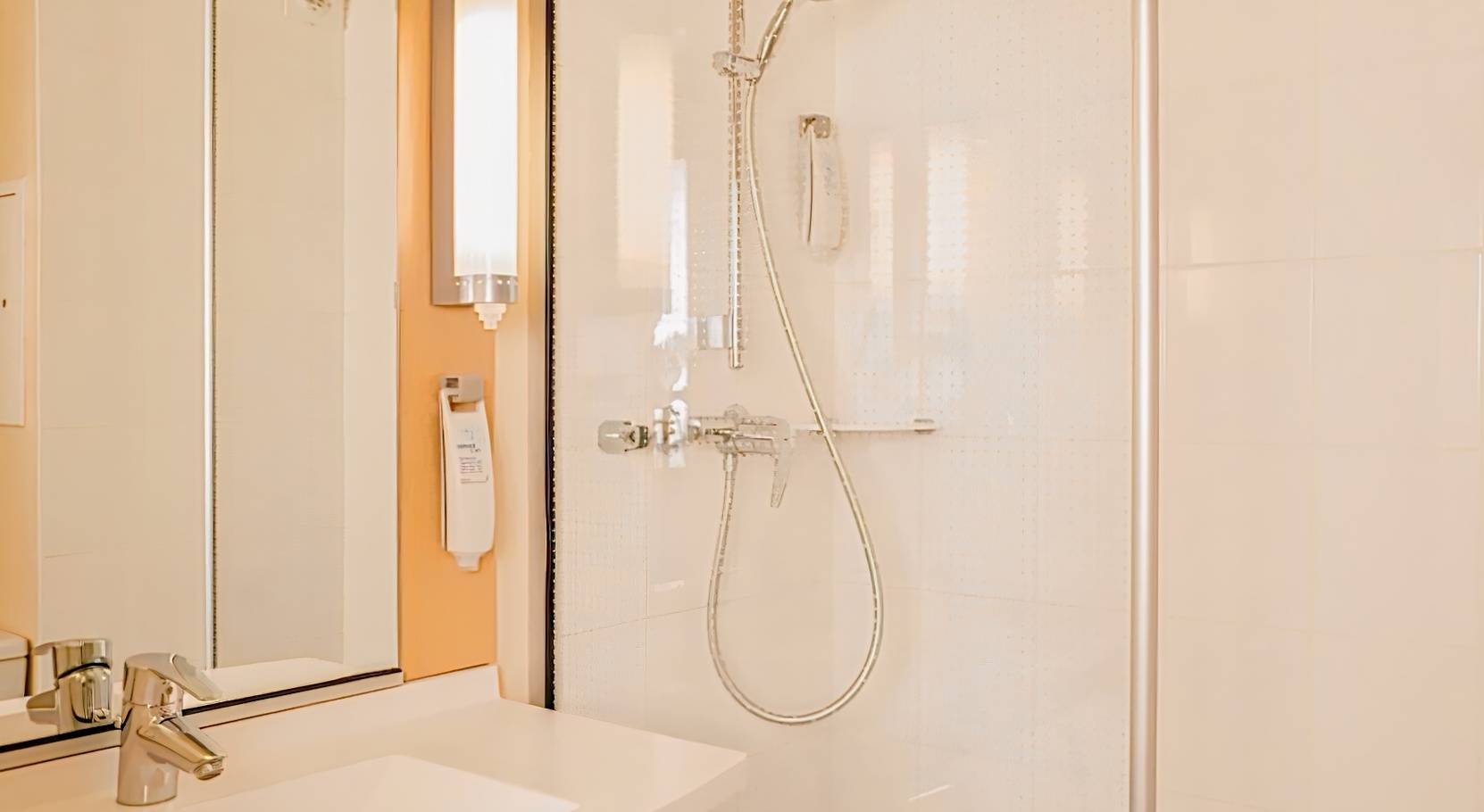 ibis Paris Porte de Vanves Parc des Expositions