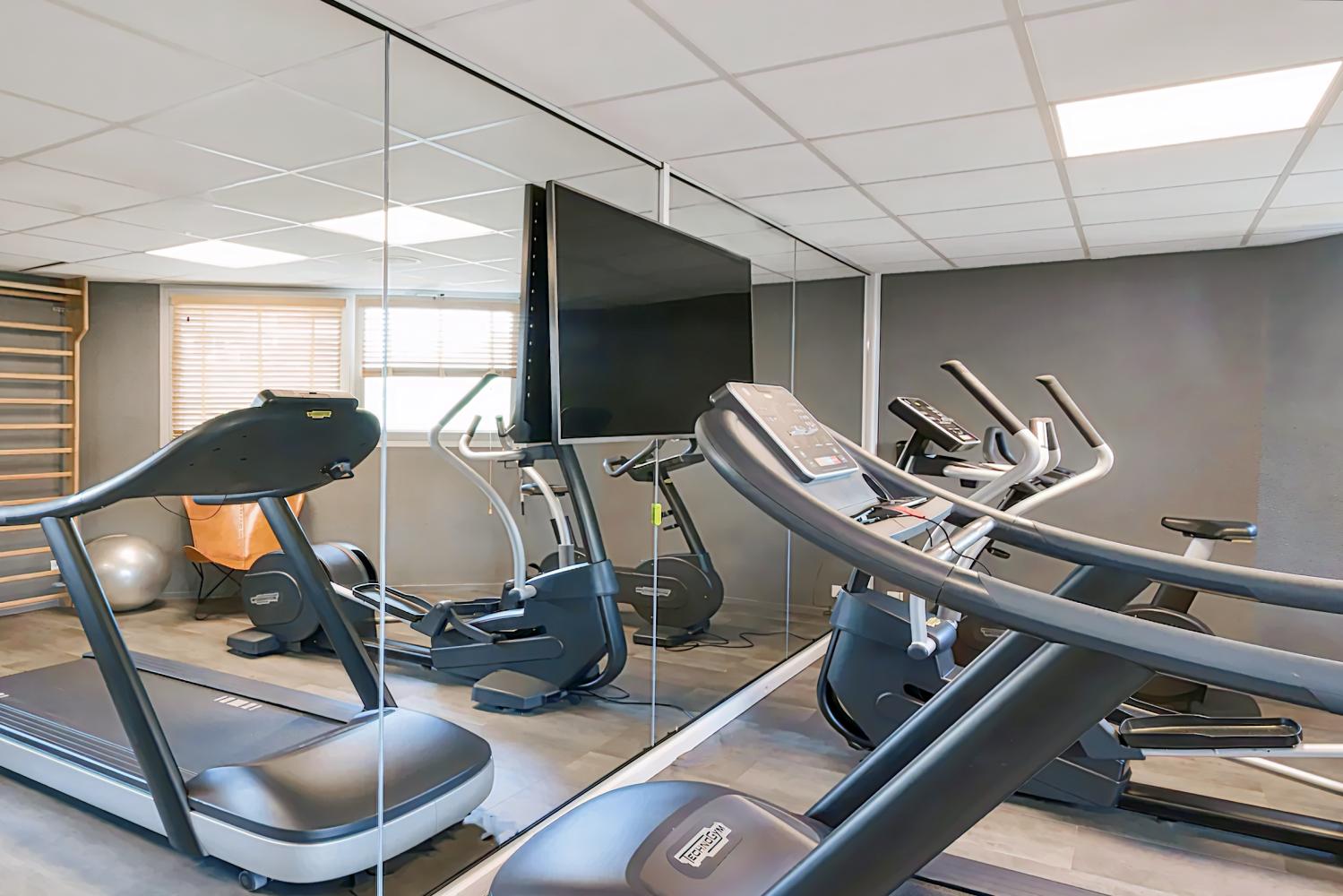 Mercure Le Havre Centre Bassin du Commerce Hotel