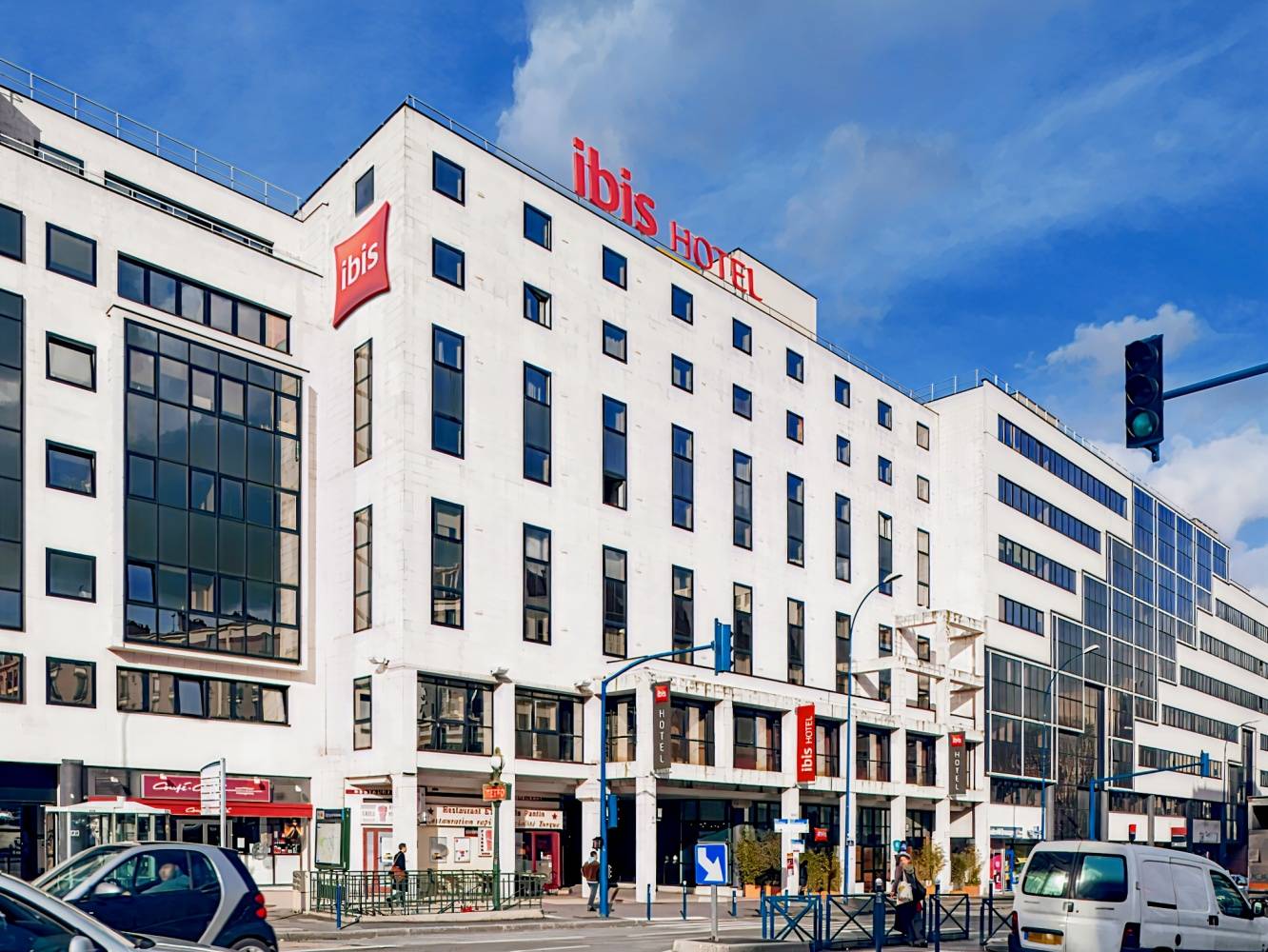 ibis Paris Pantin Eglise