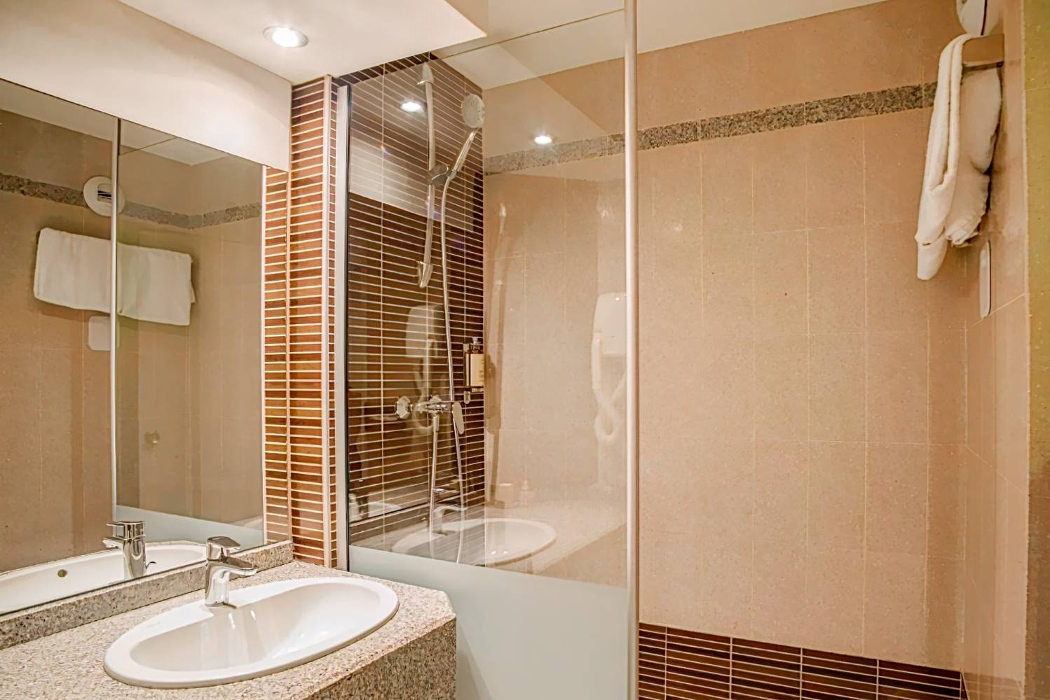 Mercure Paris Porte de Pantin Hotel