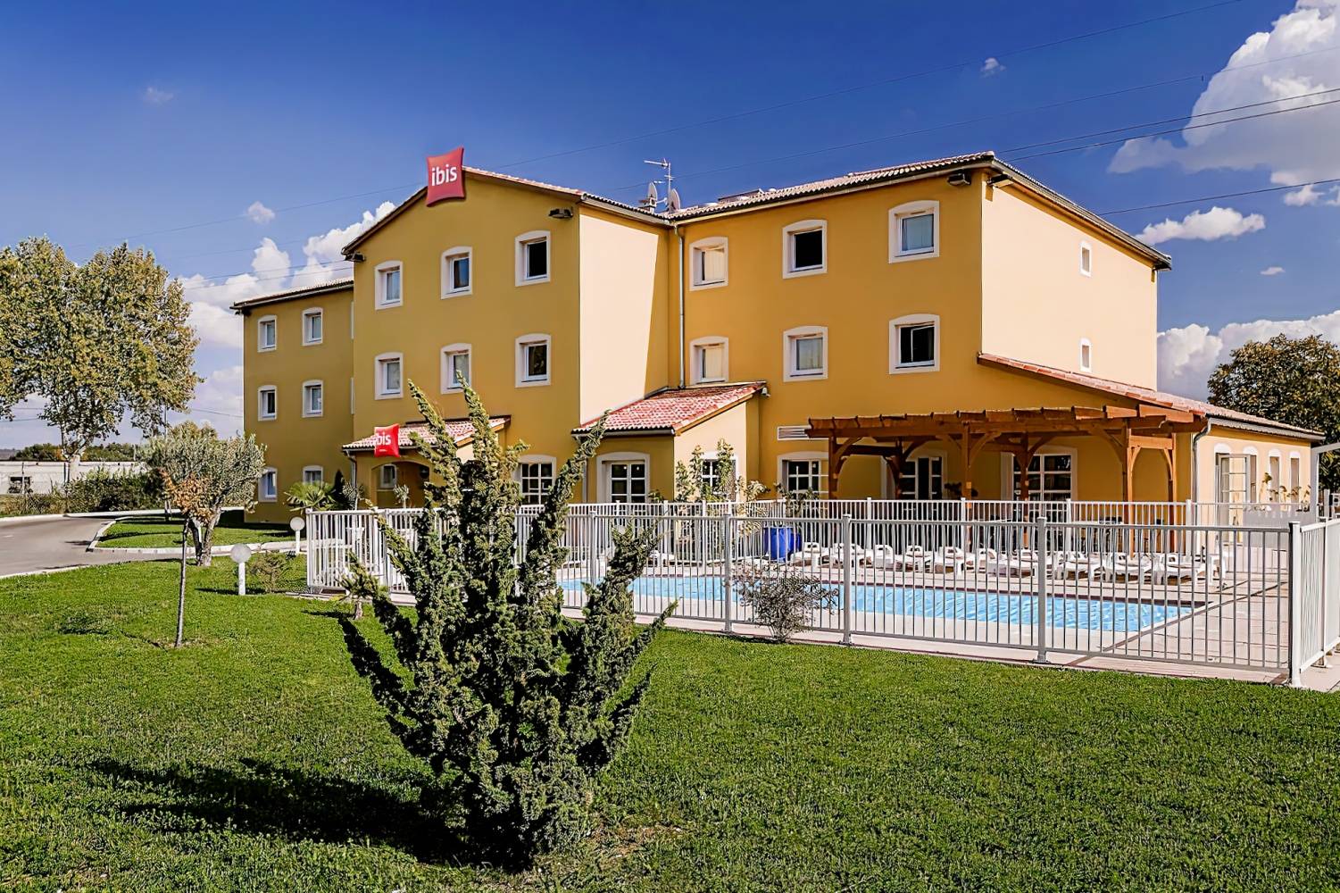 ibis Manosque Cadarache