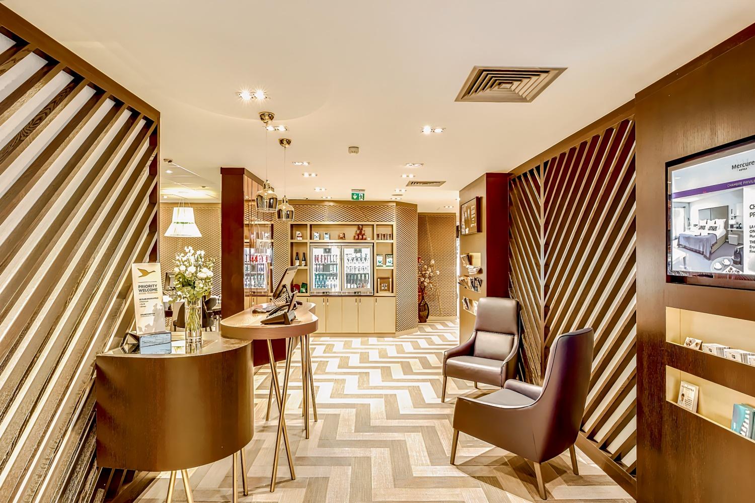 Mercure Paris Arc de Triomphe Étoile Hotel