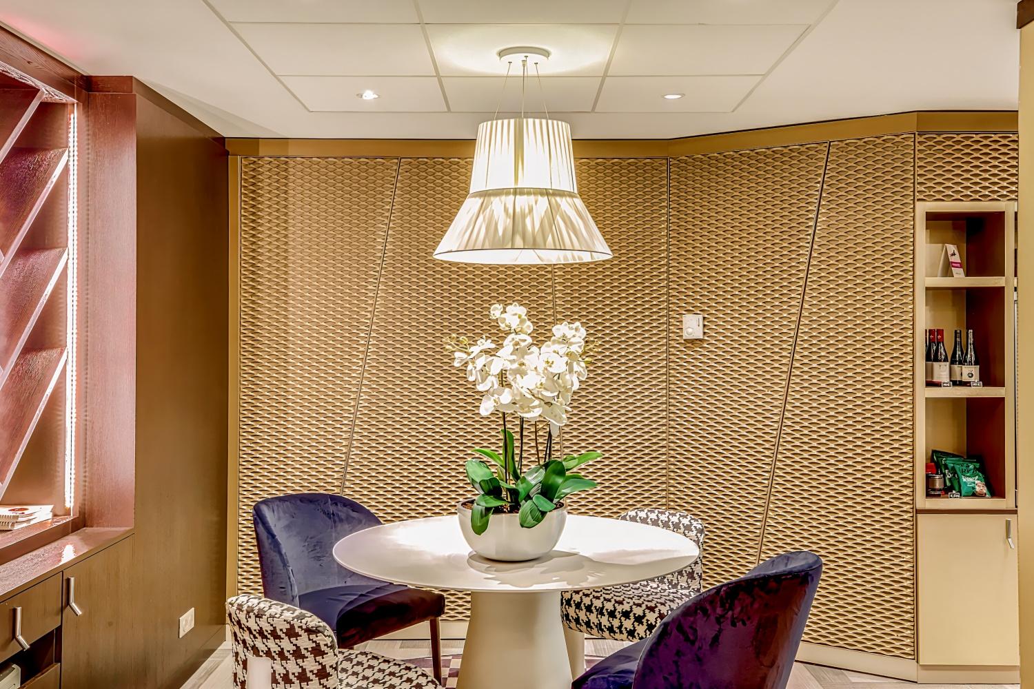 Mercure Paris Arc de Triomphe Étoile Hotel