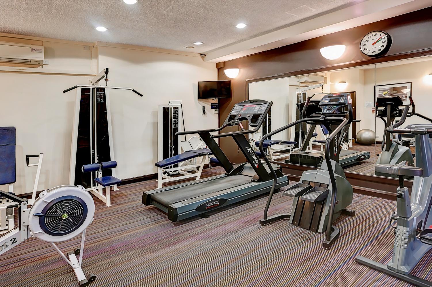 DoubleTree by Hilton Reading M4 J10