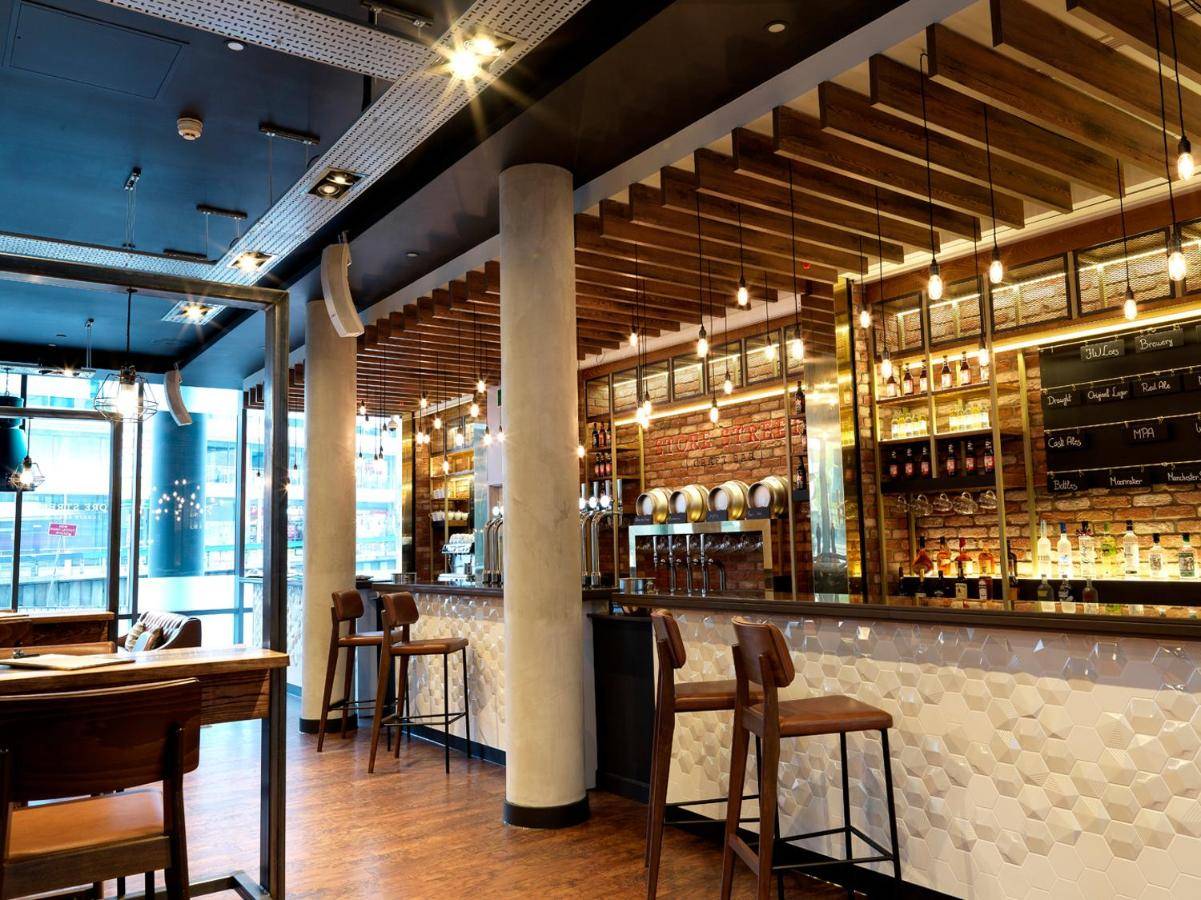 DoubleTree by Hilton Manchester - Piccadilly