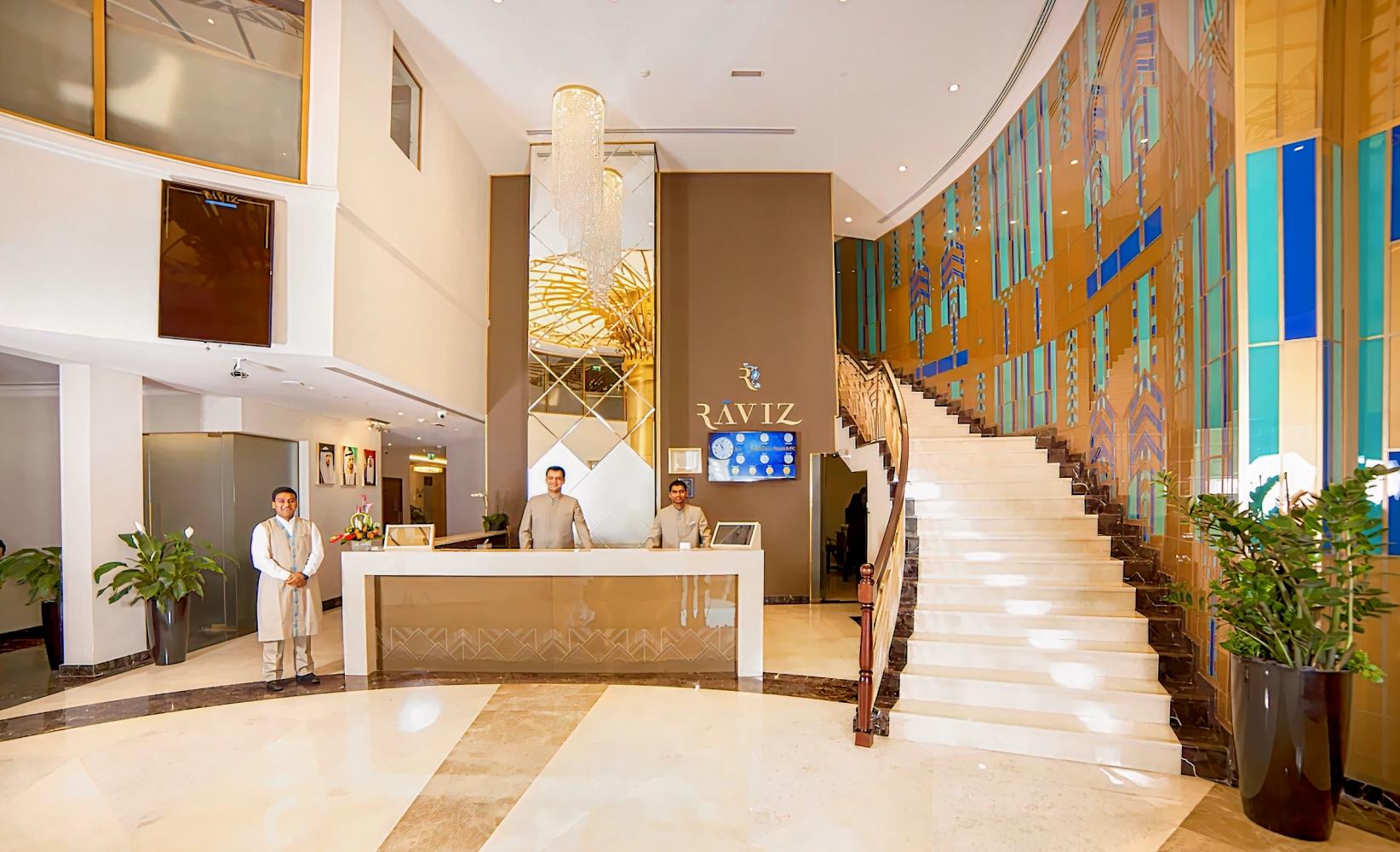 Raviz Center Point Hotel