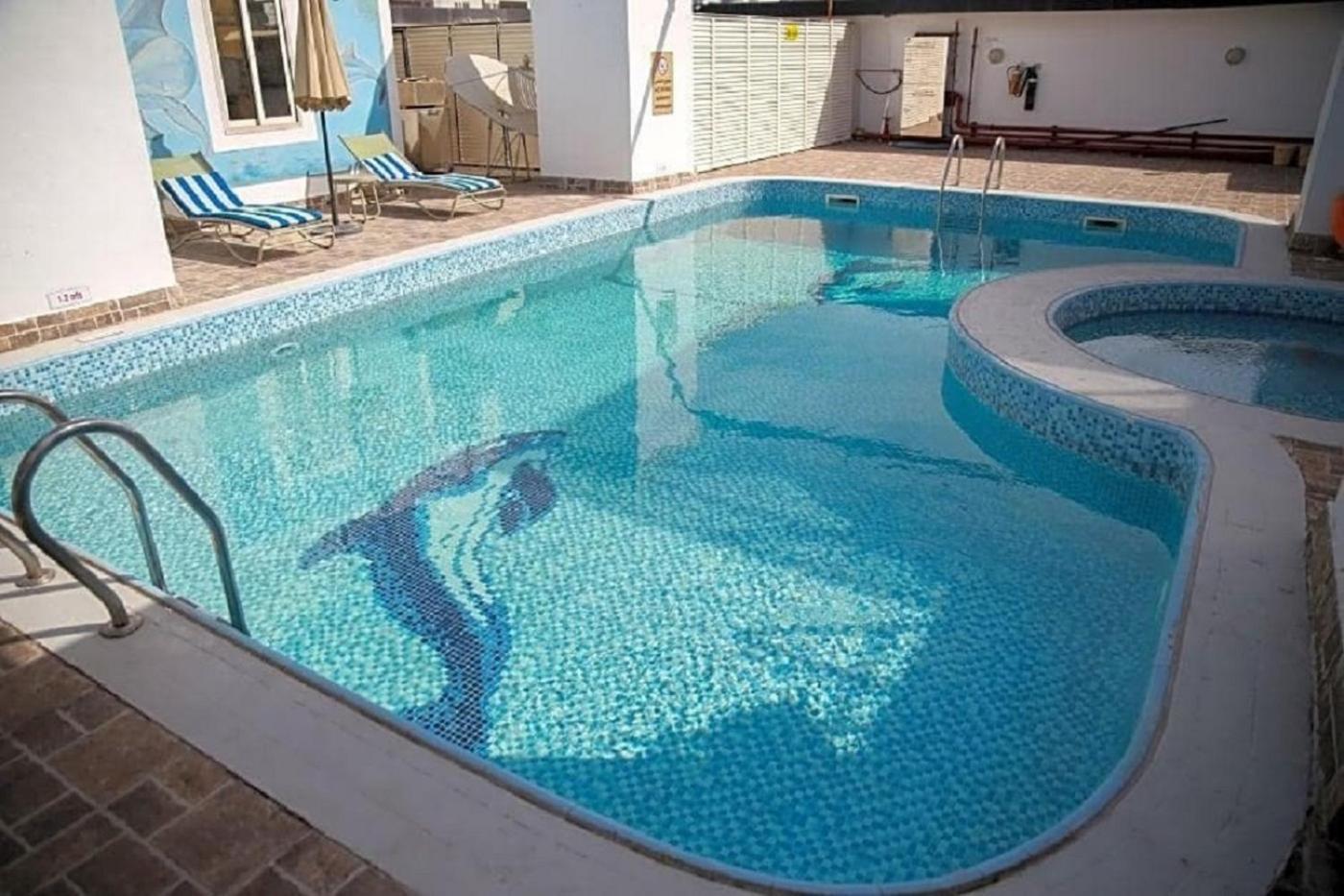 Versailles by Vieras