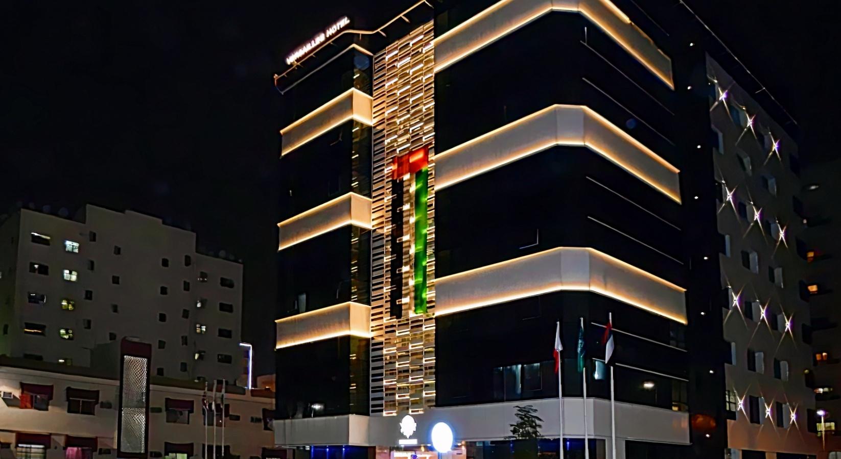 Versailles by Vieras