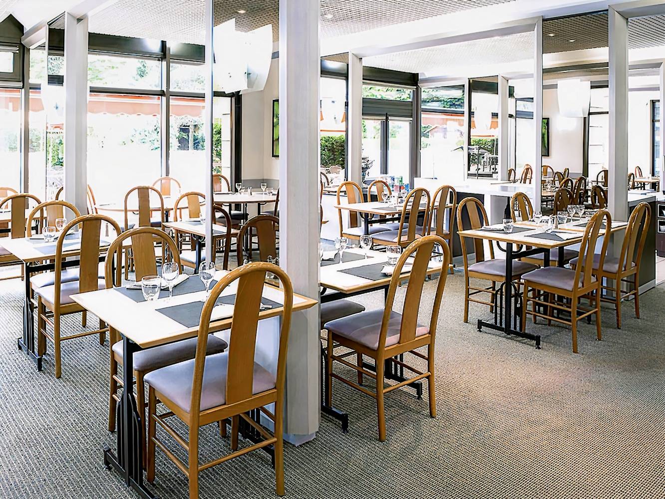 Novotel Mâcon North Highway du Soleil