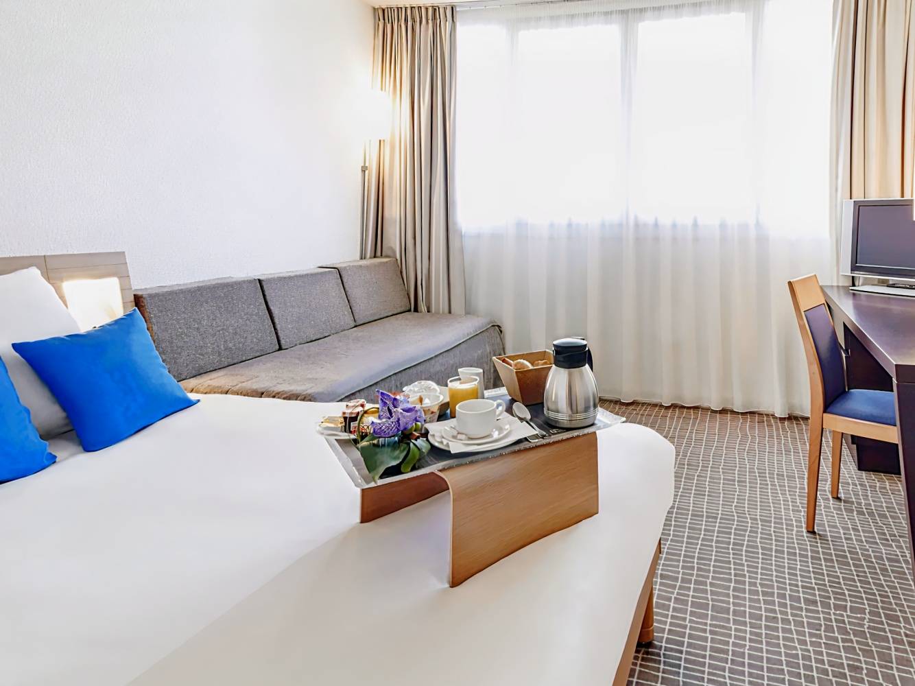 Novotel Mâcon North Highway du Soleil