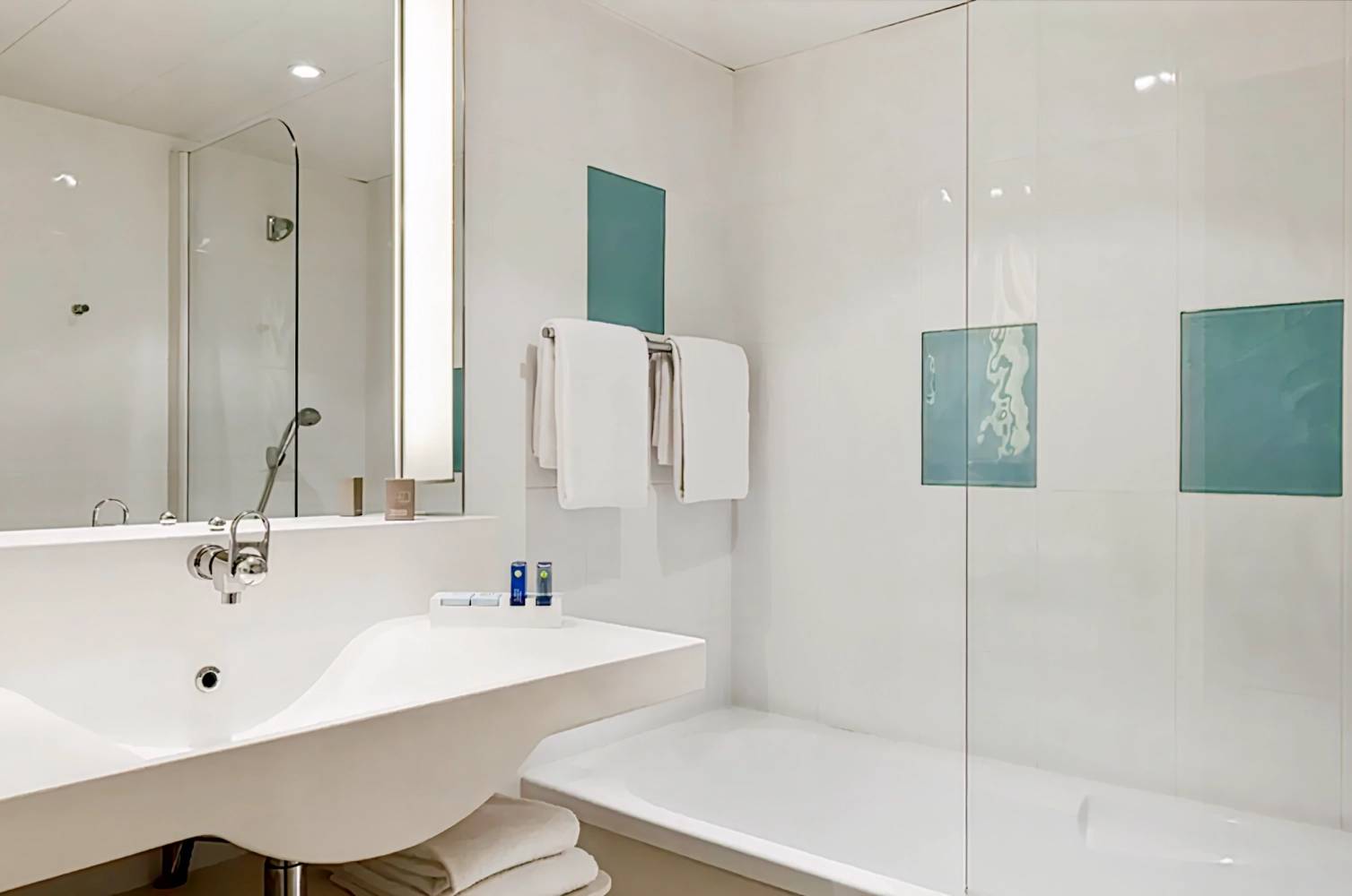 Novotel Mâcon North Highway du Soleil