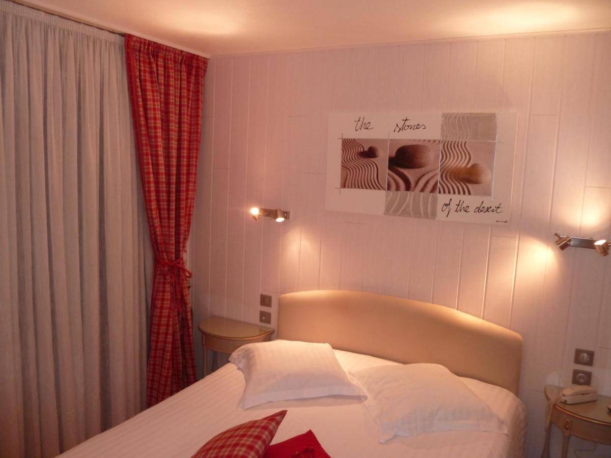 Hotel Restaurant Les Pins Logis