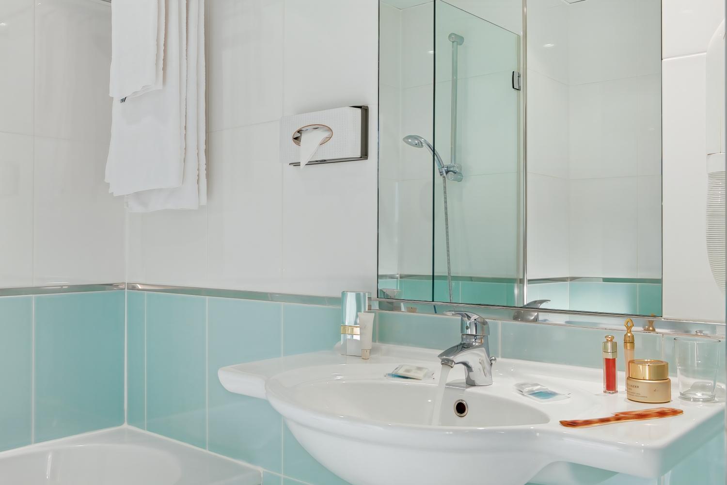 Hôtel Espace Champerret