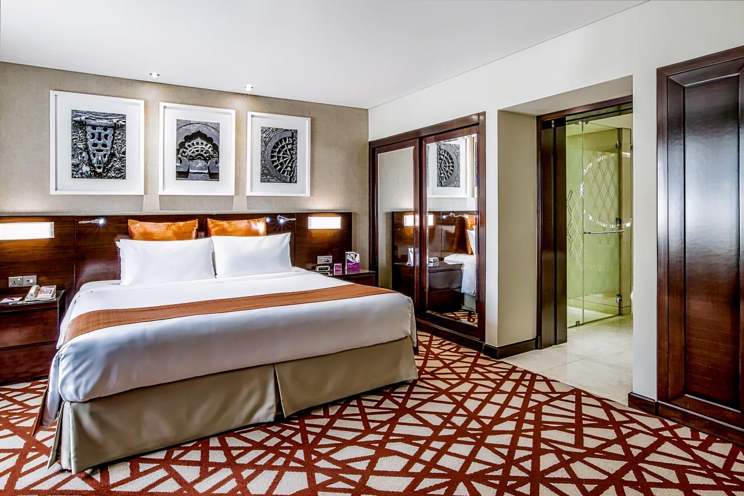 Crowne Plaza Dubai - Deira