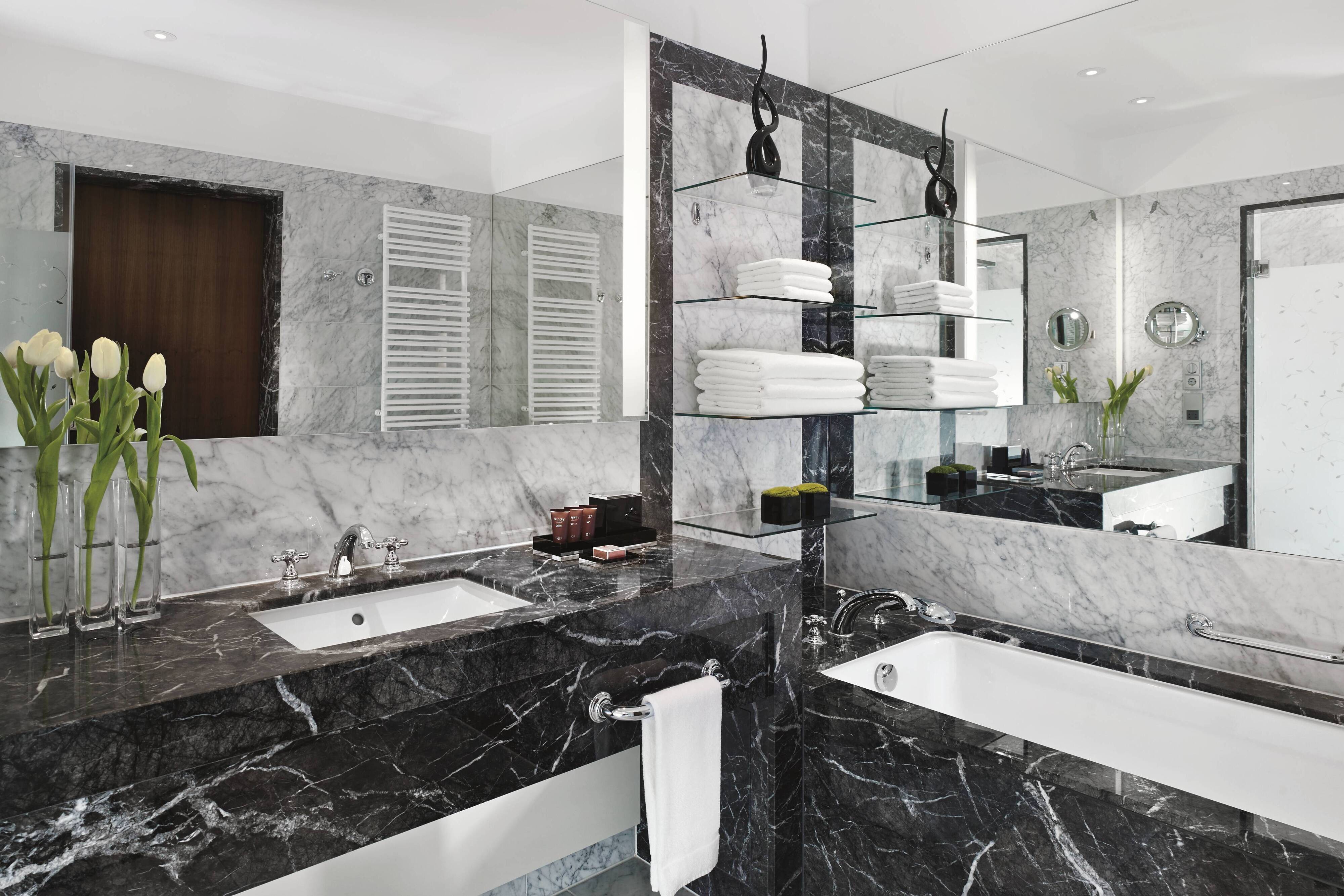 The Ritz-Carlton, Vienna