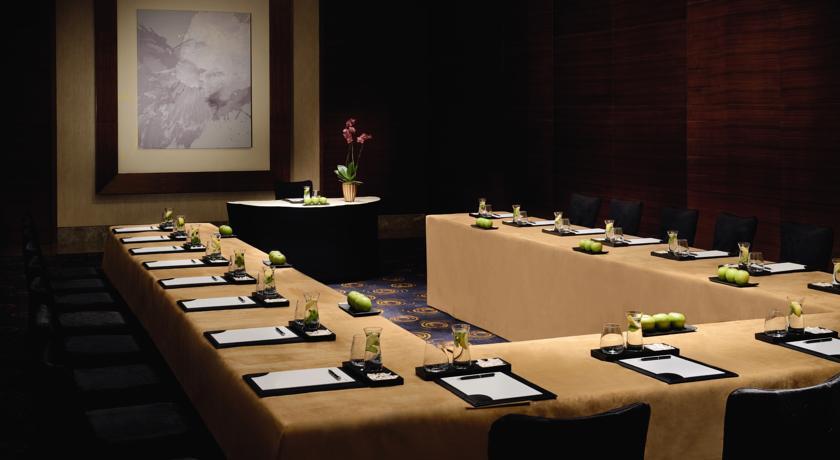 Mövenpick Hotel Jumeirah Beach