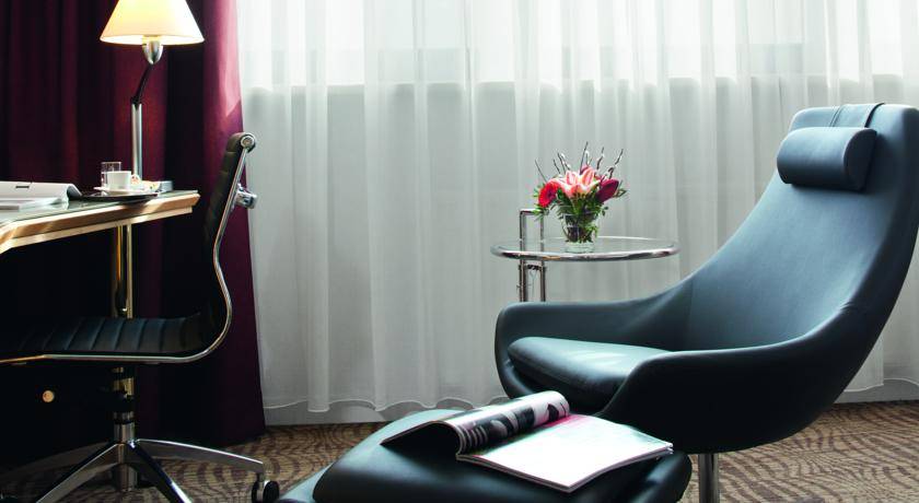 Mövenpick Hotel Den Haag - Voorburg