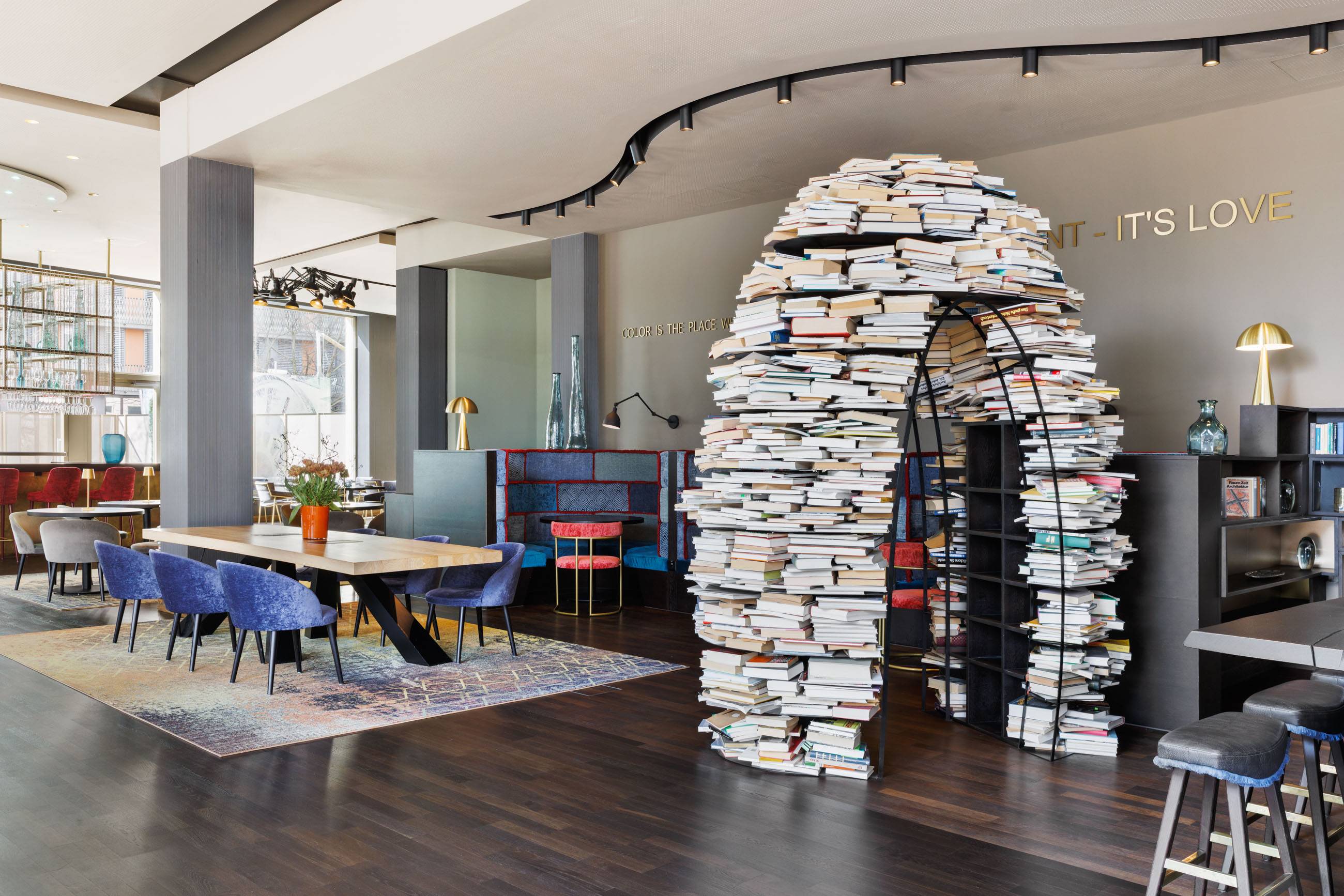 Renaissance Zurich Tower Hotel