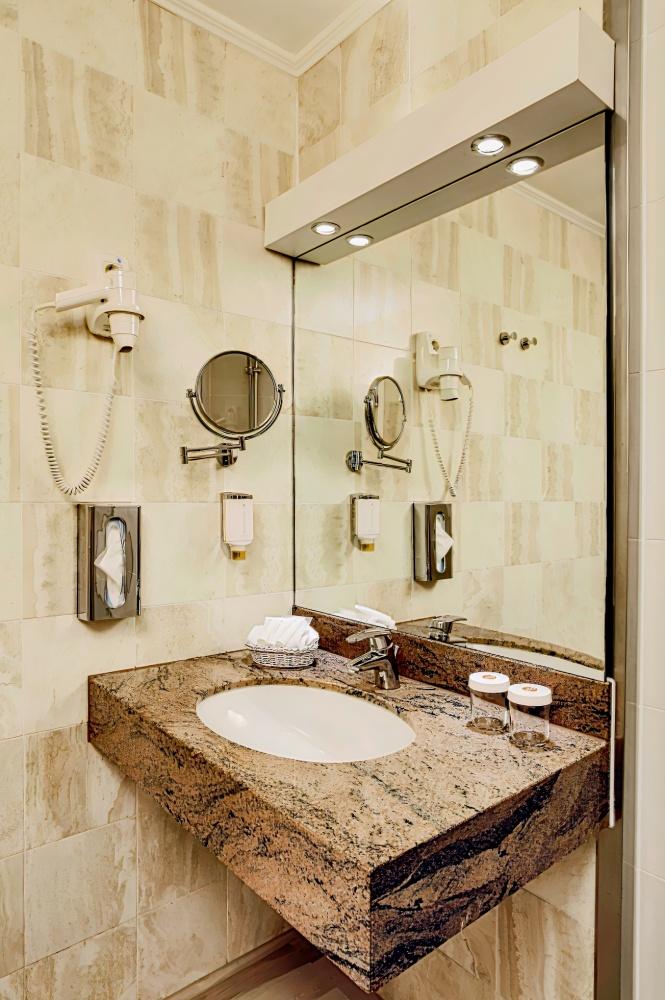 H4 Hotel Frankfurt Messe