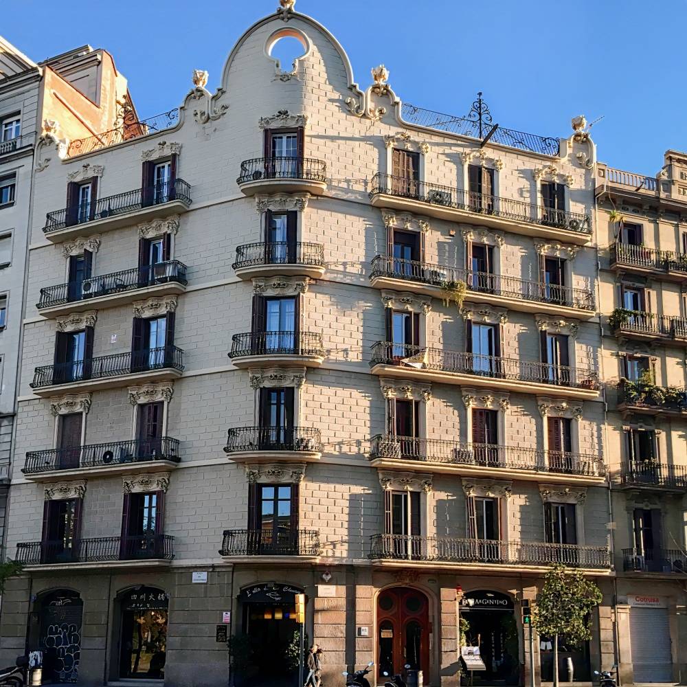 Hostal Barcelona Travel