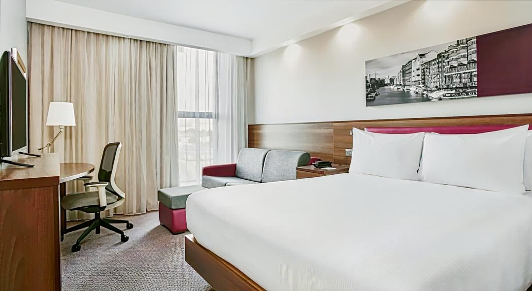 Hampton by Hilton Bristol City Centre