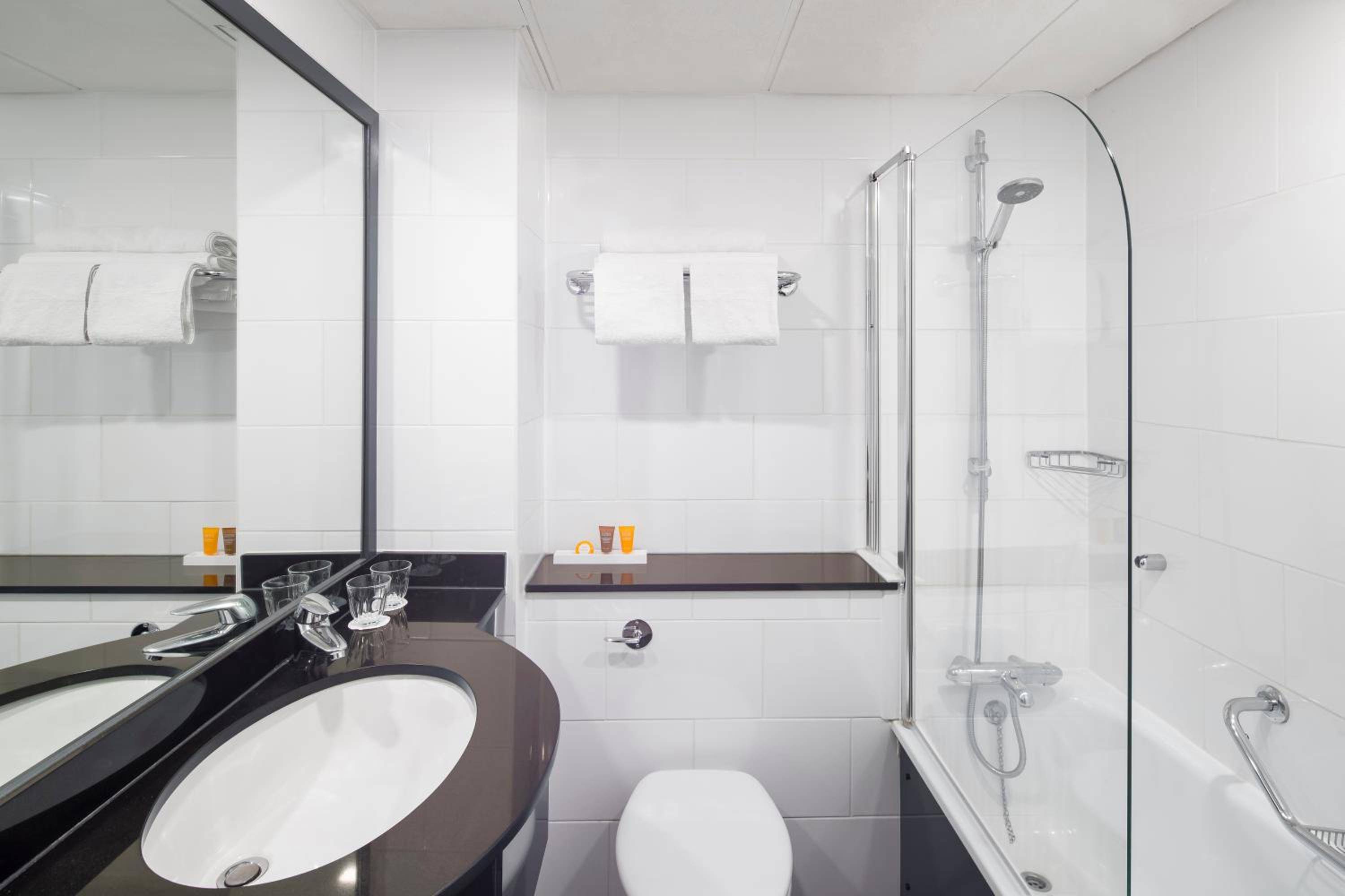 Holiday Inn Peterborough West, an IHG Hotel