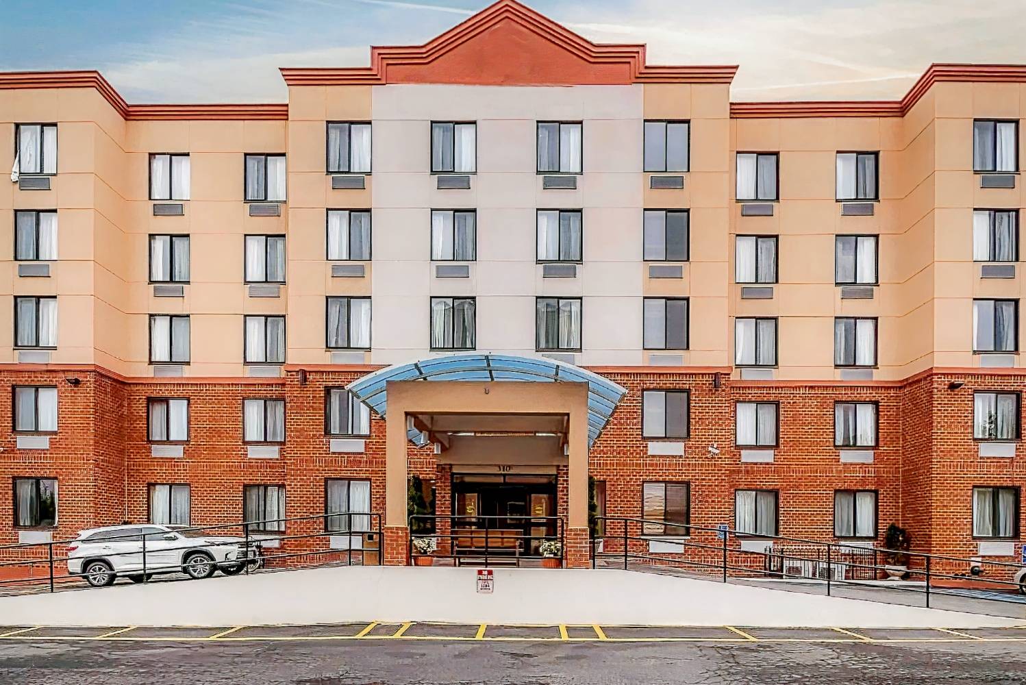 The Staten Island Inn.