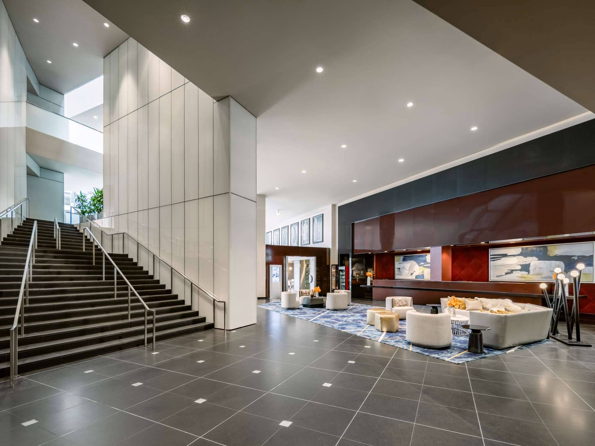 Sofitel Chicago Magnificent Mile