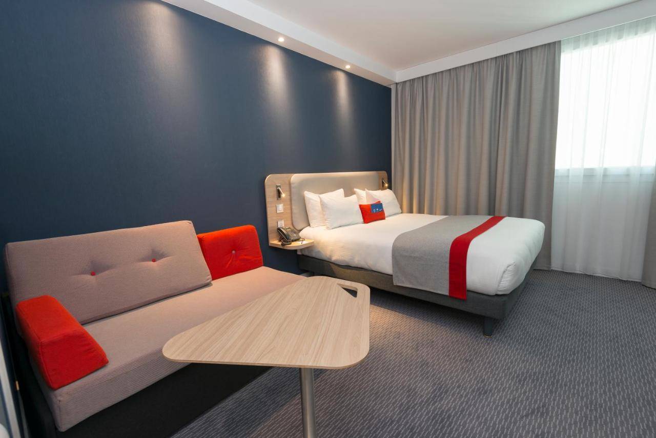 Holiday inn Express Paris Velizy, an IHG Hotel