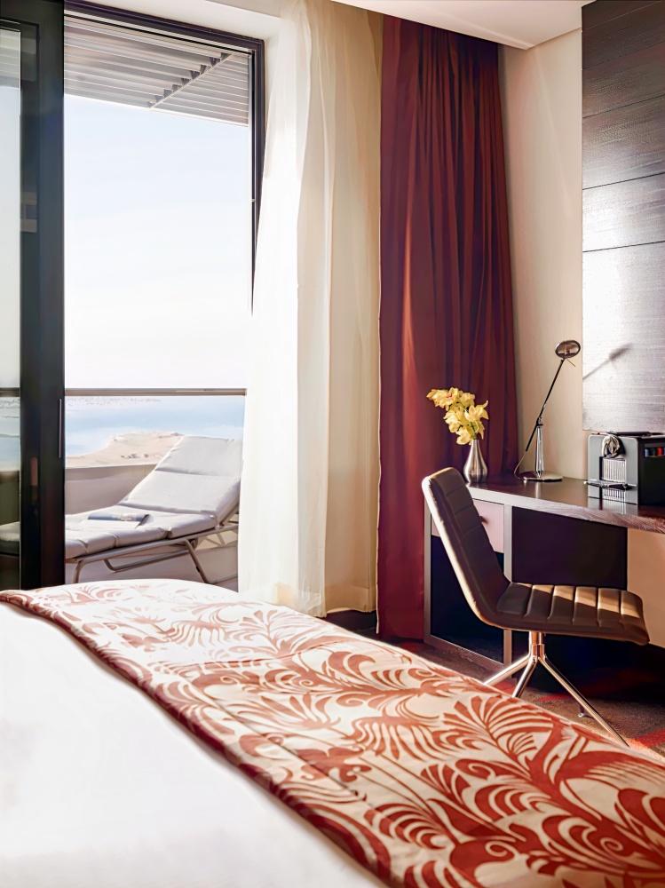 Radisson Blu Yas Island